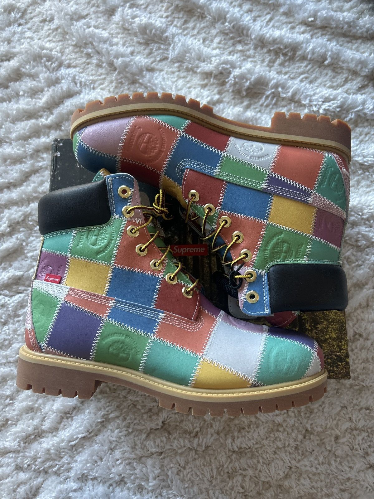 Supreme × Timberland Supreme Timberland Patchwork Size US 10 / EU 43 - 2 Thumbnail