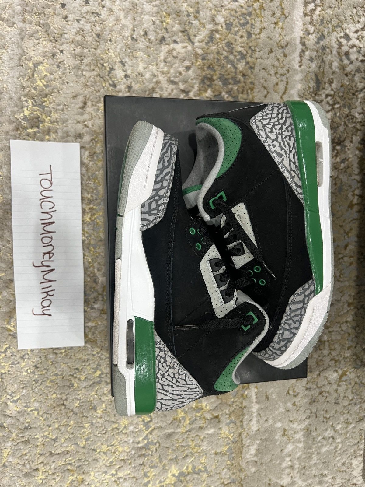 Jordan Brand Air Jordan 3 RETRO(GS) Size US 6.5 / EU 39-40 - 1 Thumbnail
