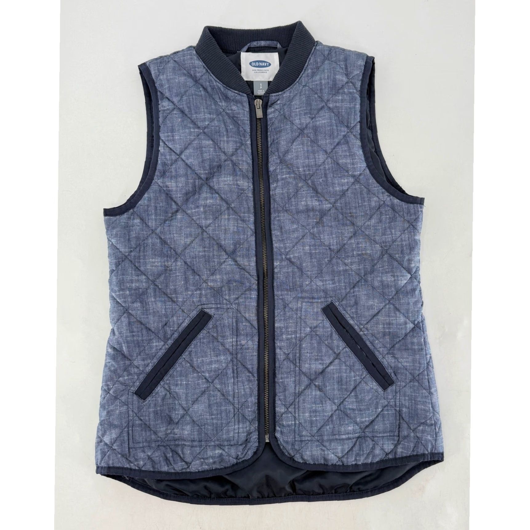 Old Navy VINTAGE Old Navy Womens Quilted Chambray Blue Puffer Vest Size S Outdoors Preppy Size S / US 4 / IT 40 - 3 Thumbnail