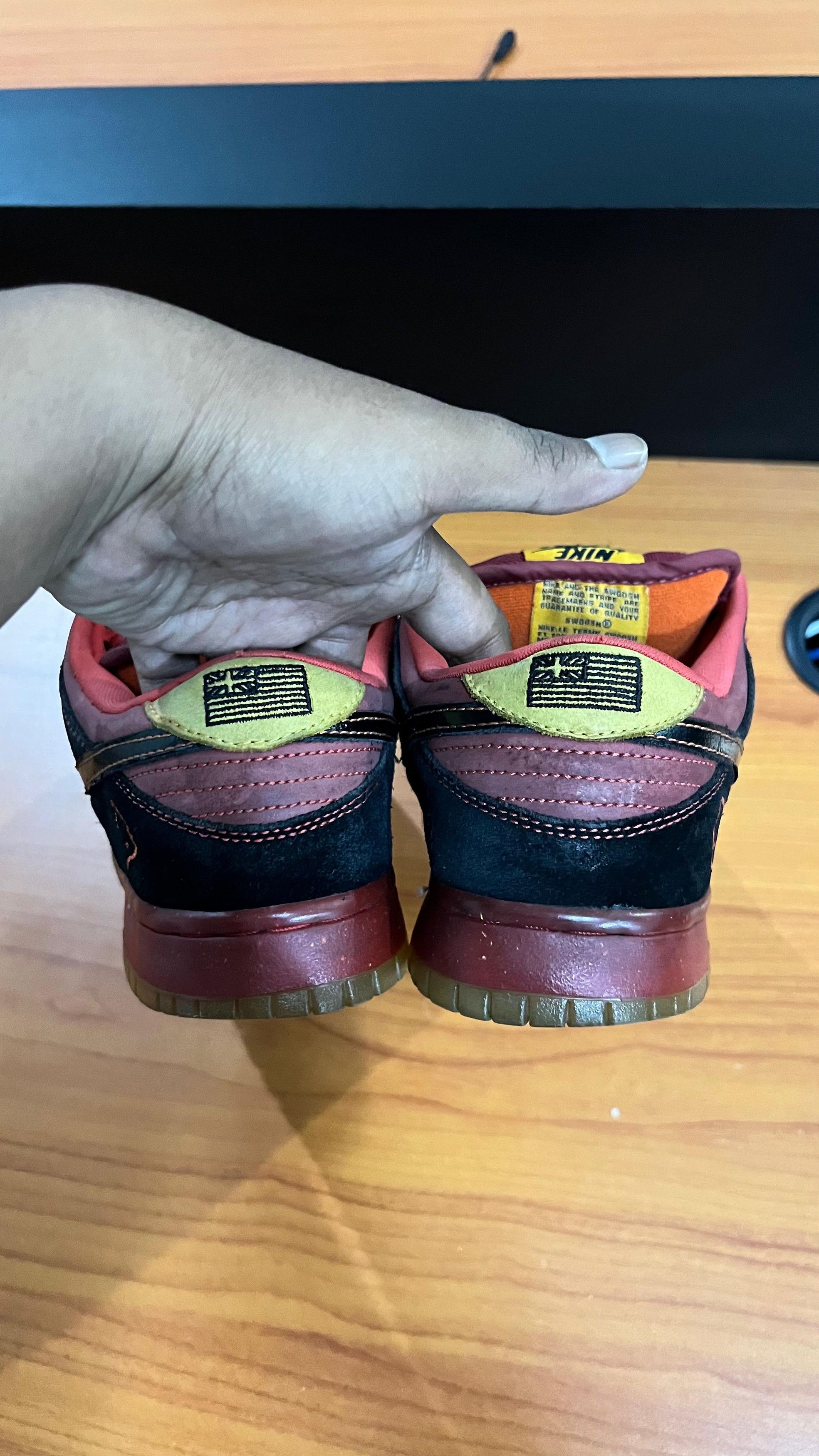 Nike SB Dunk Low Hawai Size US 7 / EU 40 - 5 Thumbnail