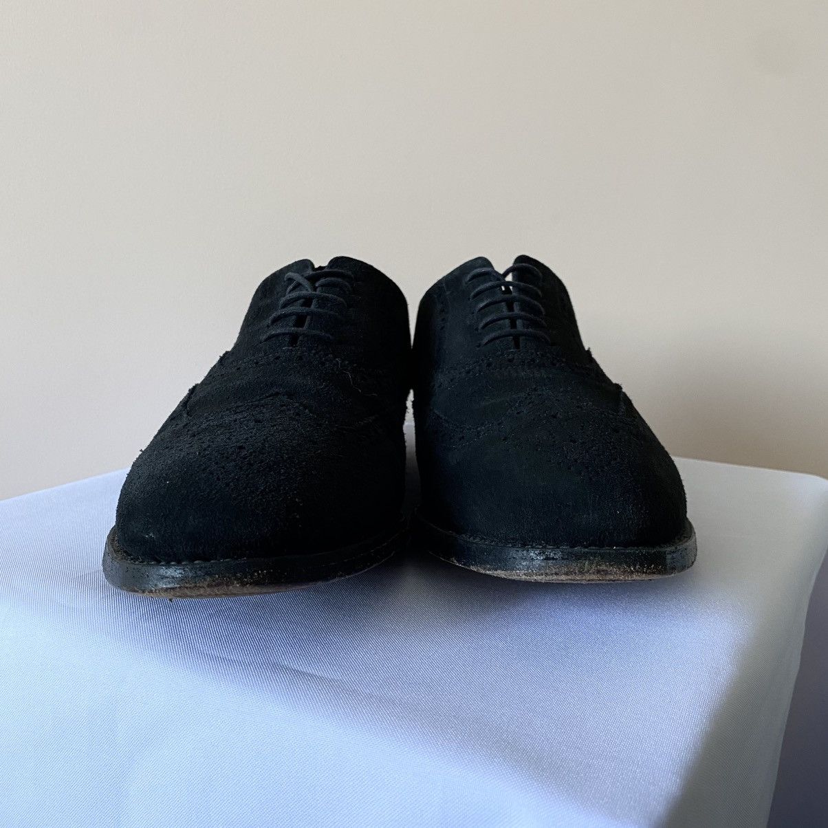Designer × Loake Loake Brogue Suede Made In England Black Shoes UK 10 Size US 11 / EU 44 - 4 Thumbnail