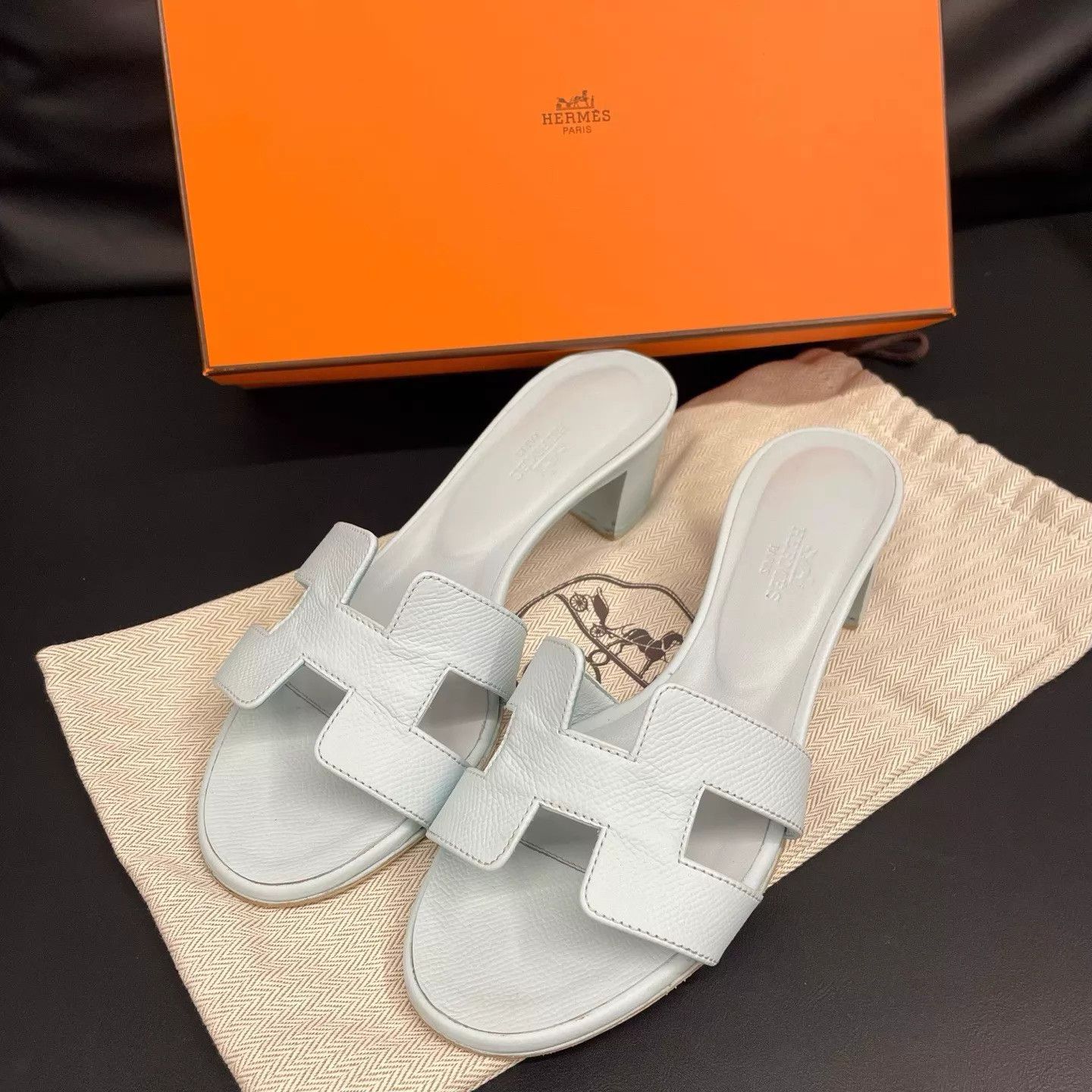 Hermes Hermes Classic H Heel Sandal Light Blue 37 EU Size US 6.5 / IT 36.5 - 3 Thumbnail