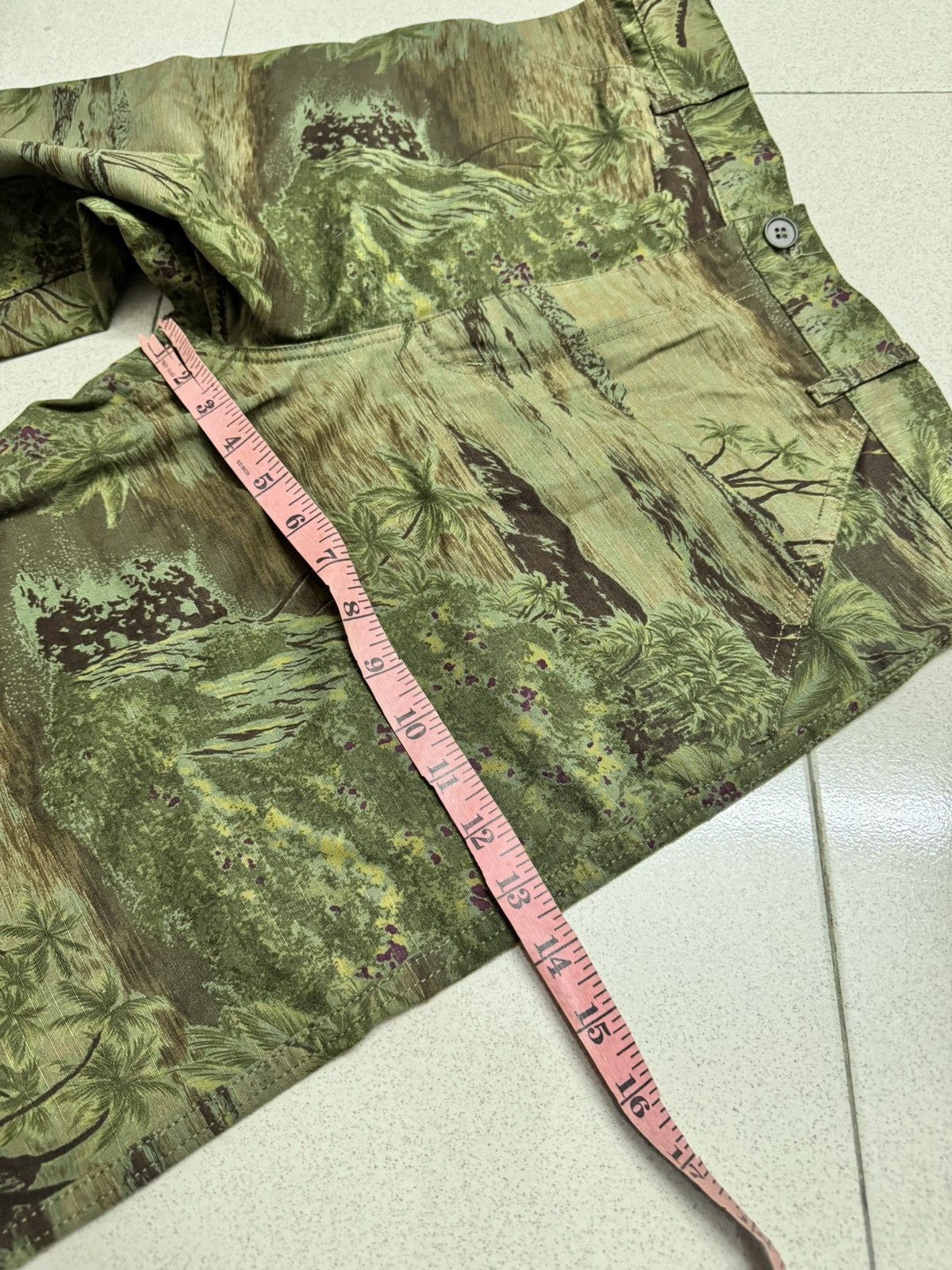 A.P.C. APC FULLPRINT HAWAII SHORTS PANTS Size US 33 - 10 Thumbnail