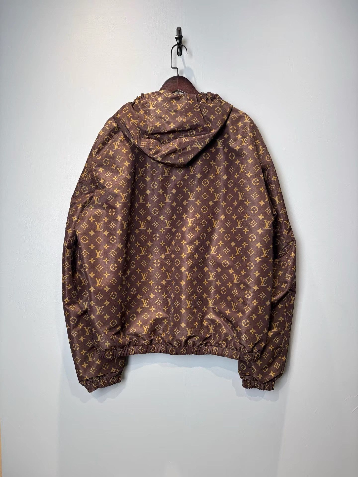 Louis Vuitton Louis Vuitton Nigo Monogram Camo Reversible Jacket K36 Size US XXL / EU 58 / 5 - 2 Thumbnail