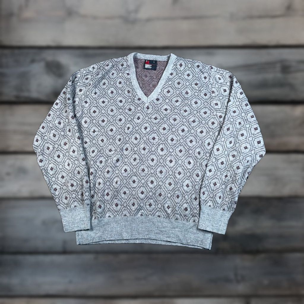 Vintage VINTAGE Robert Bruce Geometric Knit Sweater Adult Large Gray Lightweight V-Neck 80s Mens Size US L / EU 52-54 / 3 - 1 Thumbnail