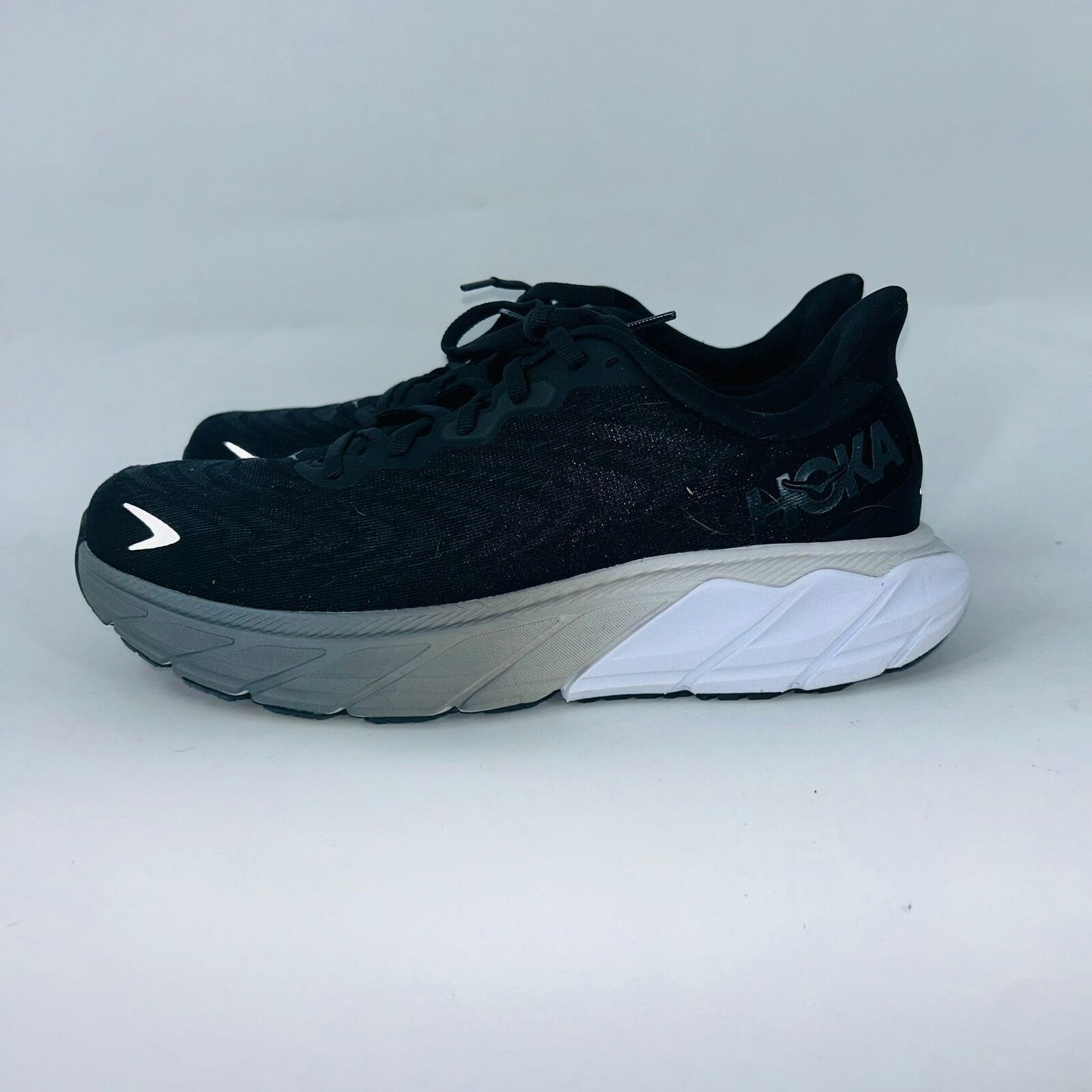 Hoka HOKA ARAHI 6 BLACK/WHITE ATHLETIC WOMENS SNEAKERS SIZE 9.5B Size US 9.5 / IT 39.5 - 4 Thumbnail