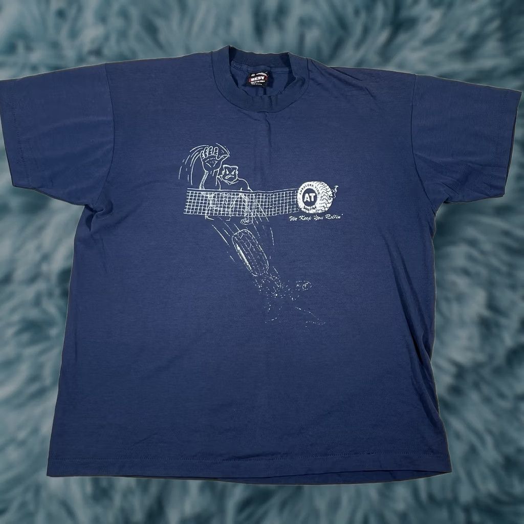 Fruit Of The Loom VINTAGE Fruit of the Loom T-Shirt Single Stitch Made In USA Tire Shop Stitch XL Blue Mens Tshirt USA 90s 00s Size US XL / EU 56 / 4 - 1 Thumbnail