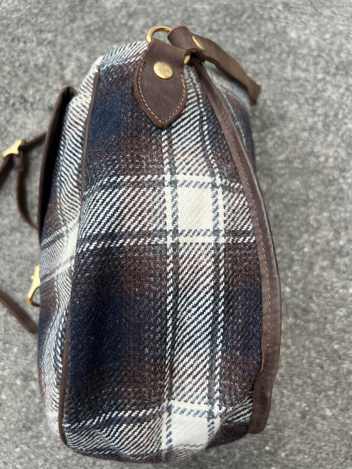 A.P.C. Vintage 2000s A.P.C. Shadow Plaid Sling Bag Size ONE SIZE - 8 Thumbnail