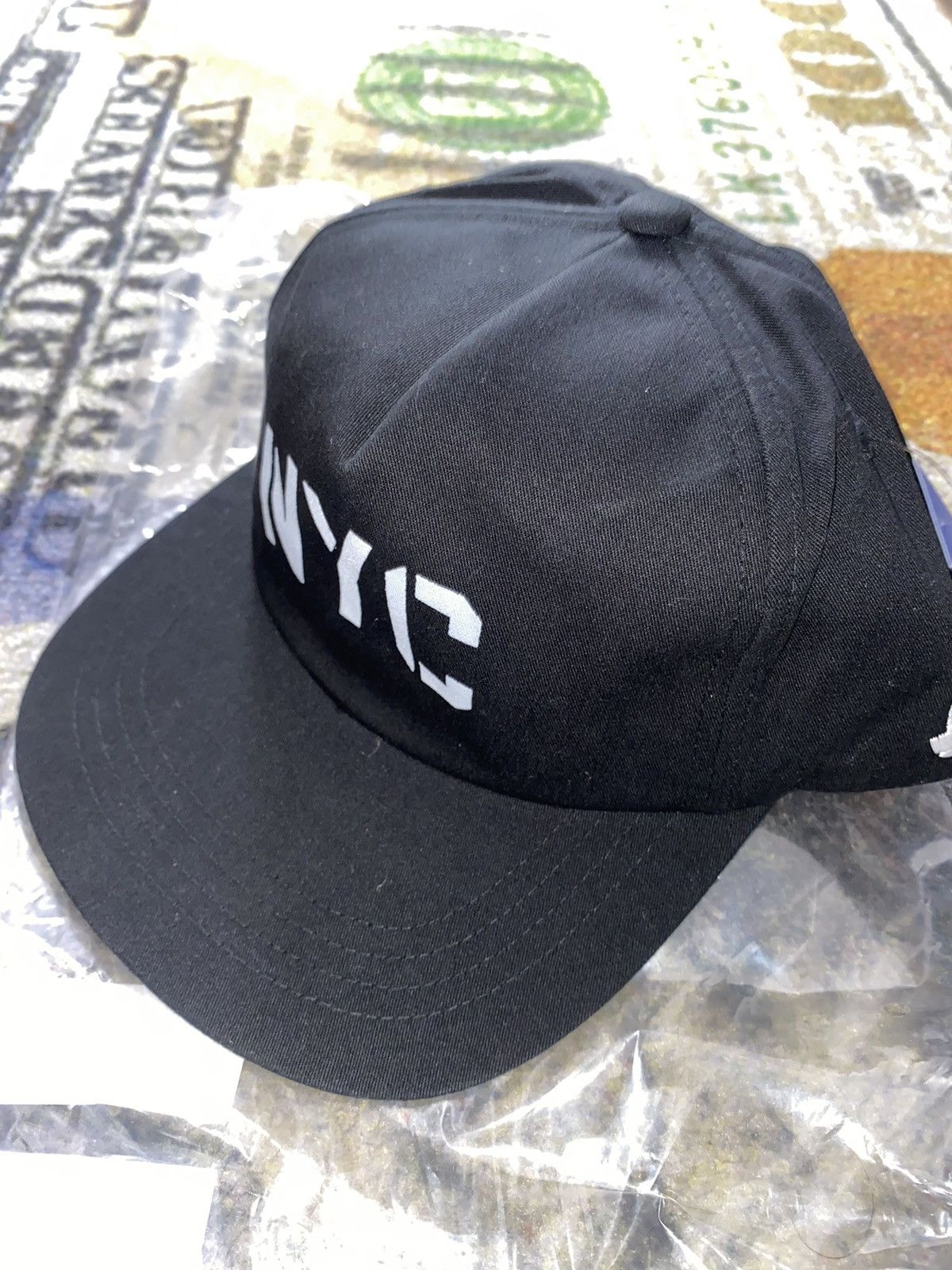 Undefeated NYC Undefeated Regional Stencil Snapback Hat Black Size ONE SIZE - 3 Thumbnail
