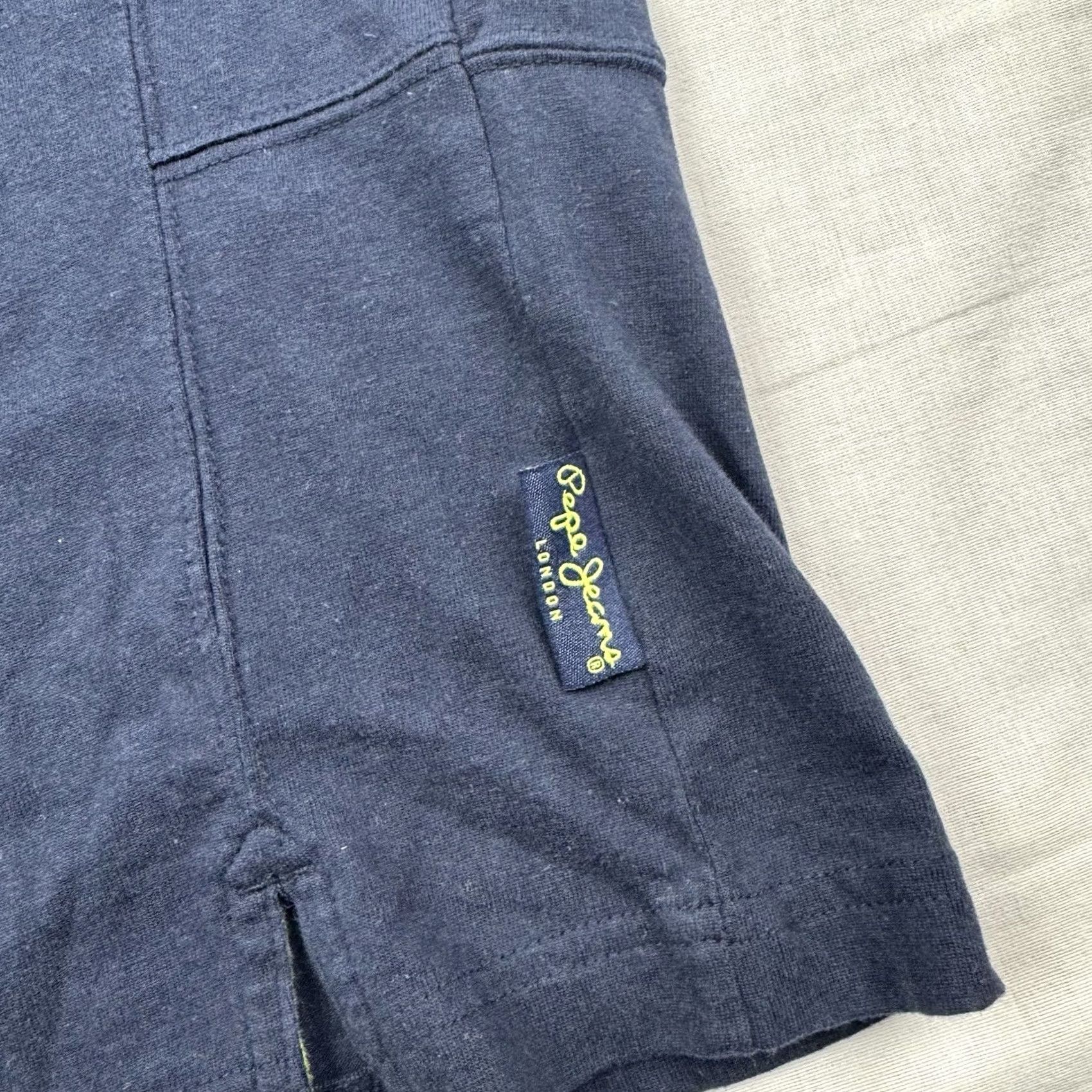 Vintage VINTAGE Pepe Jeans London T Shirt Adult XL Blue Cotton Short Sleeve Crew Neck Hip Hop London 90s Y2K Punk Hipster Mens Deco Size US XL / EU 56 / 4 - 2 Thumbnail