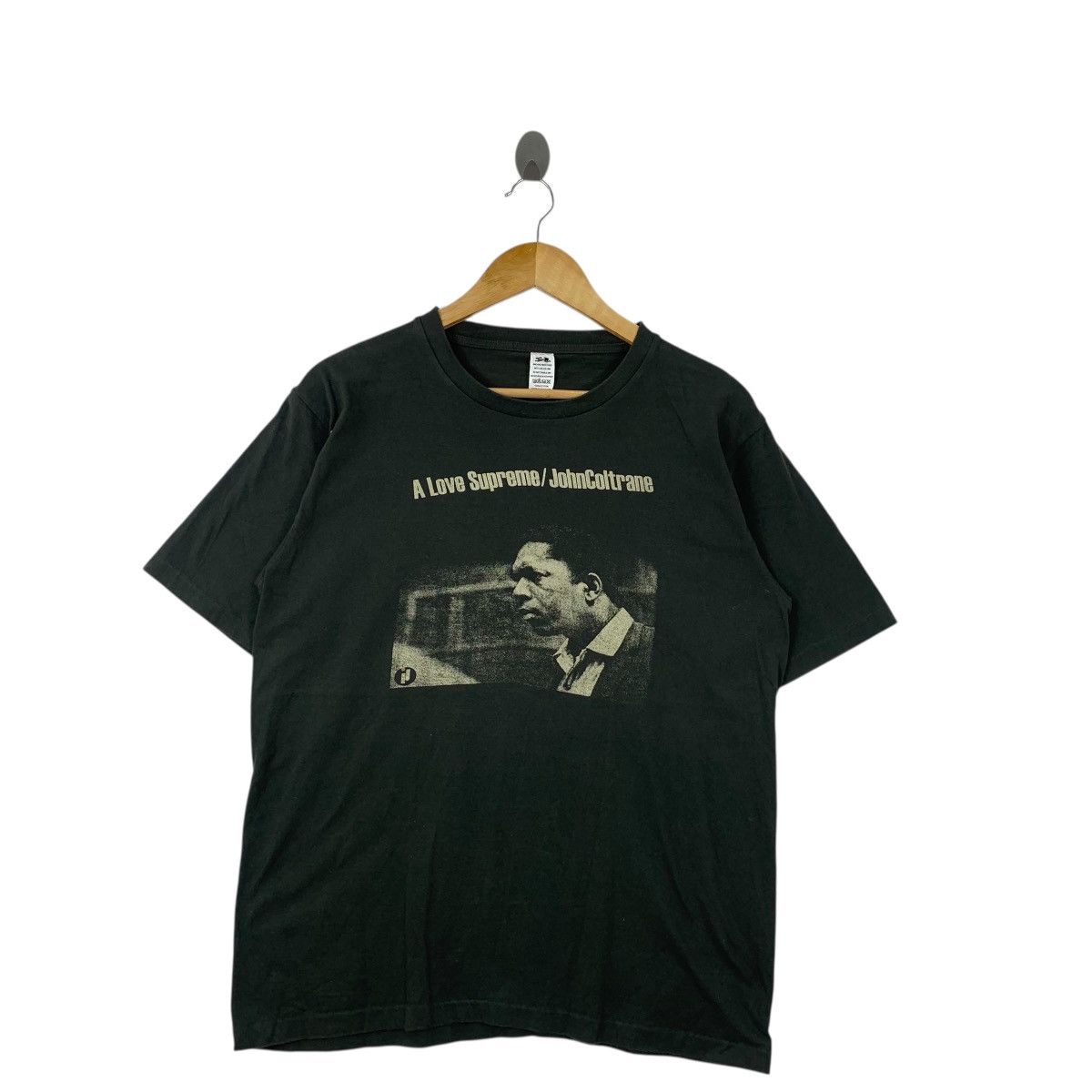 Band Tees Vintage JOHN COLTRANE A Love Supreme Jazz Band Tee Shirt Size US XL / EU 56 / 4 - 4 Thumbnail