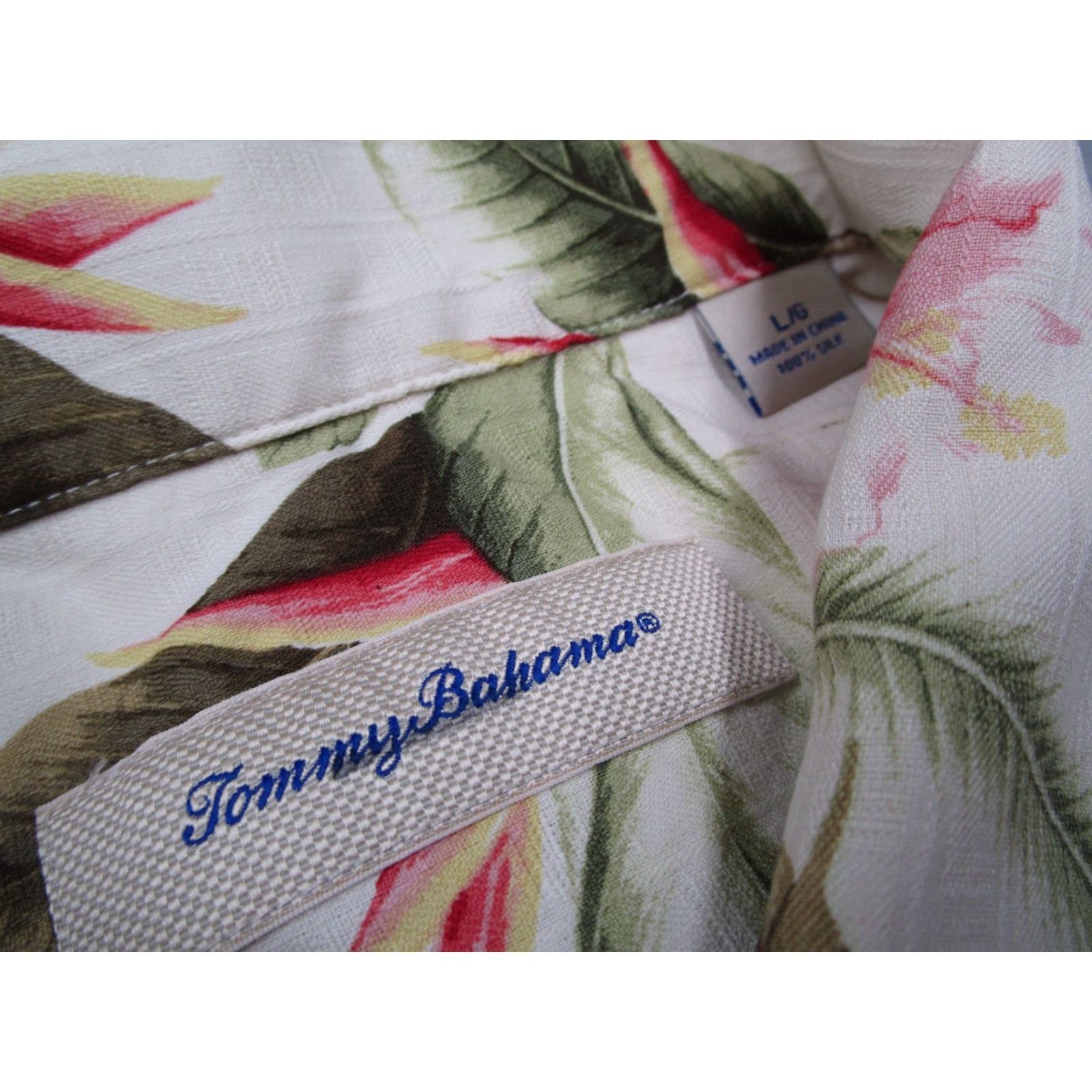Tommy Bahama Tommy Bahama Shirt Men Large Beige Floral Silk Button Up Short Sleeve Hawaiian Mens Size US L / EU 52-54 / 3 - 3 Thumbnail