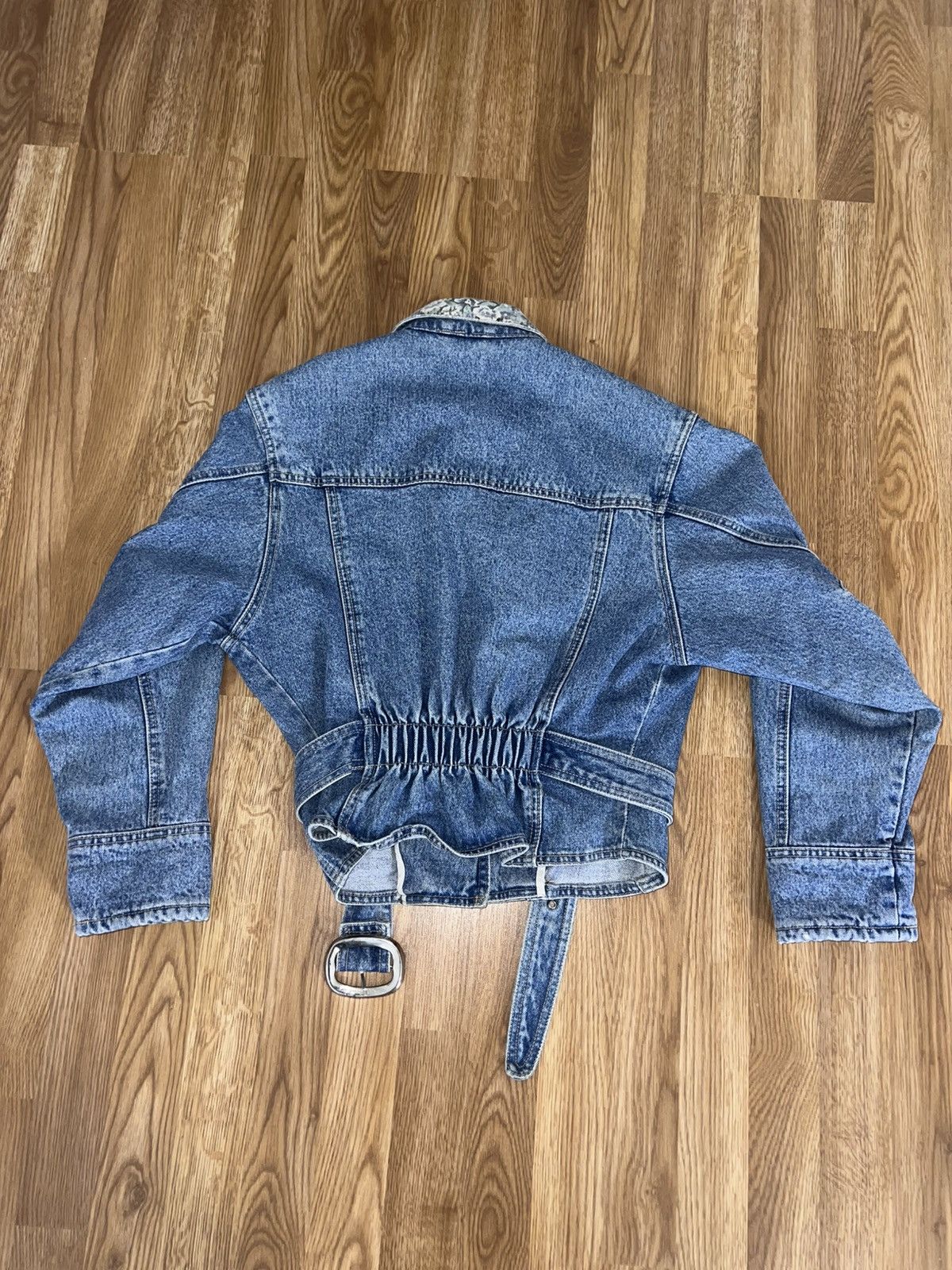 Versace Versace biker jean jacket 80/90s Gianni era (very rare) Size US M / EU 48-50 / 2 - 6 Thumbnail