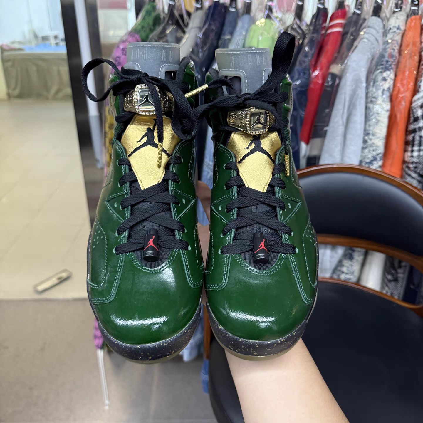 Jordan Brand Air Jordan 6 "Champagne" K15 Size US 9.5 / EU 42-43 - 5 Thumbnail