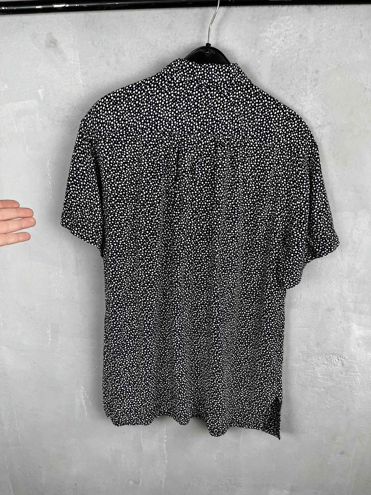 Valentino Valentino button shirt Size US M / EU 48-50 / 2 - 9 Thumbnail