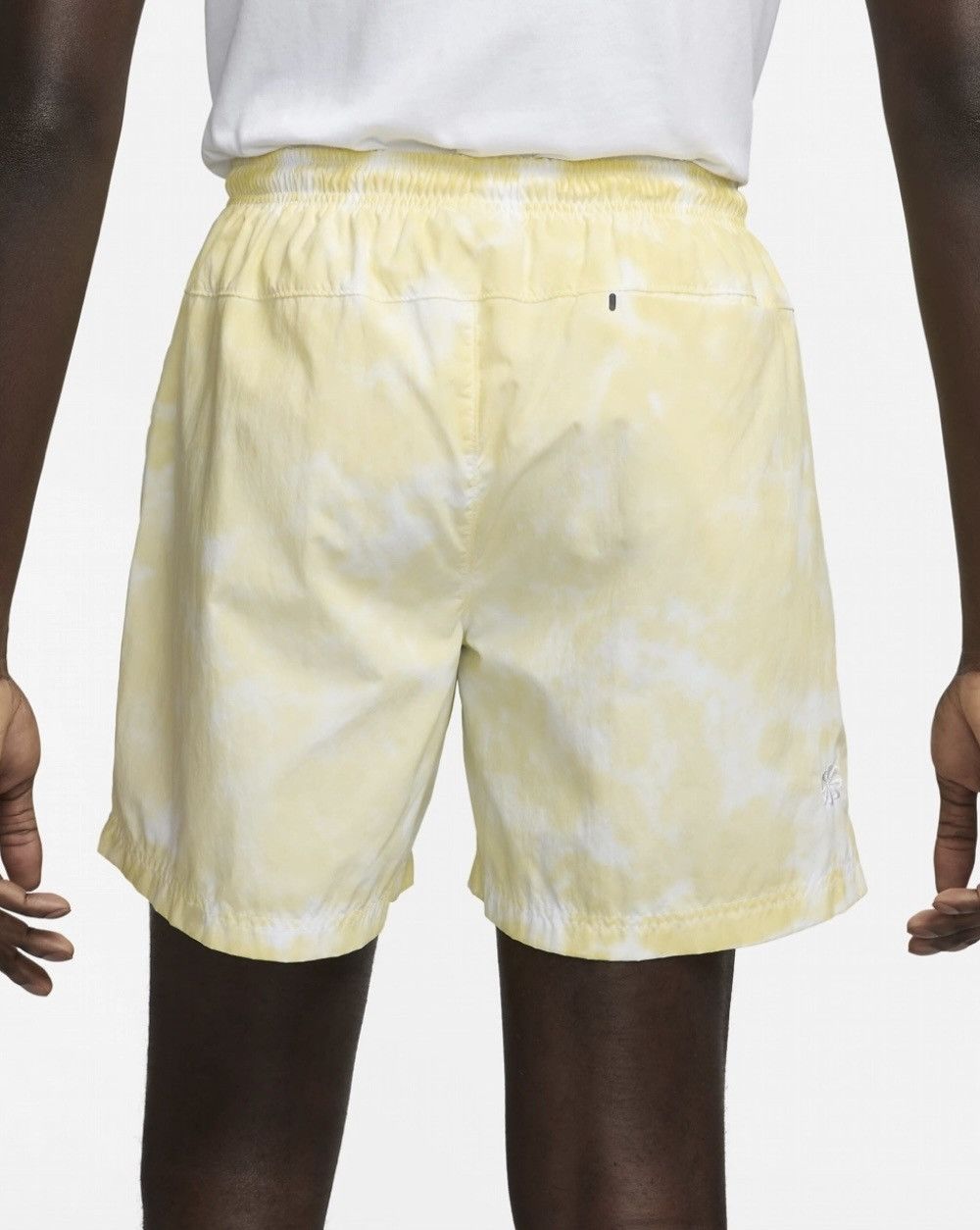 Nike Nike Tech Pack Sportswear Woven Shorts Tye Dye Yellow Size US 32 / EU 48 - 2 Thumbnail