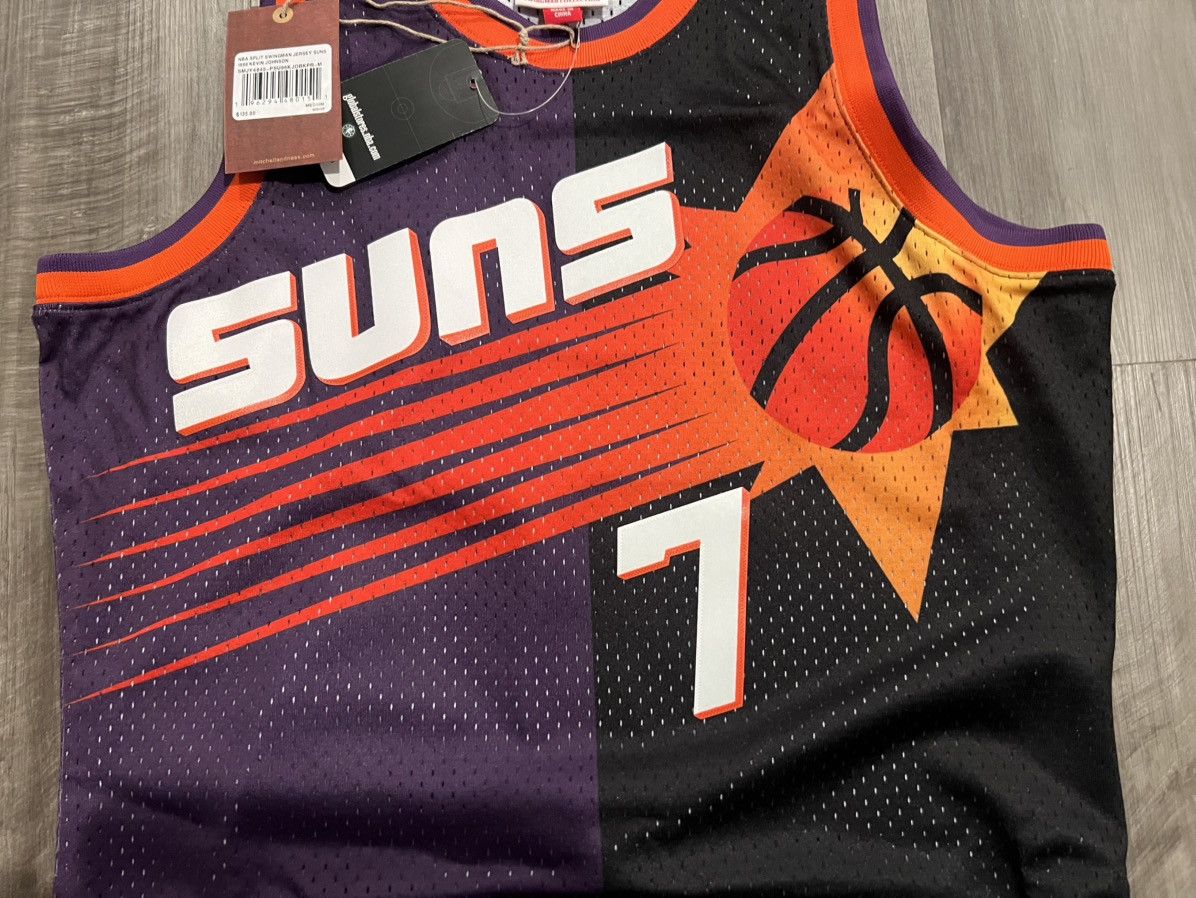 Mitchell & Ness Size M Kevin Johnson Suns Mitchell & Ness Hardwood Classics Size US M / EU 48-50 / 2 - 3 Thumbnail