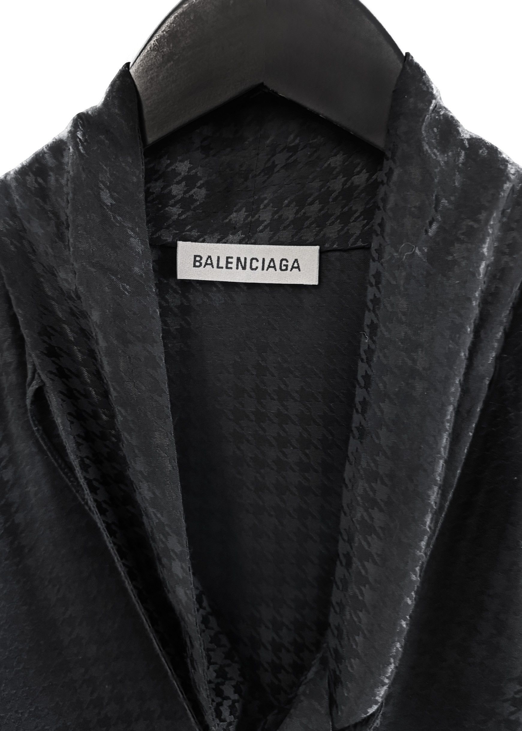 Balenciaga Balenciaga 2020 Black Satin Houndstooth Tie Neck Bow Blouse Size S / US 4 / IT 40 - 5 Thumbnail