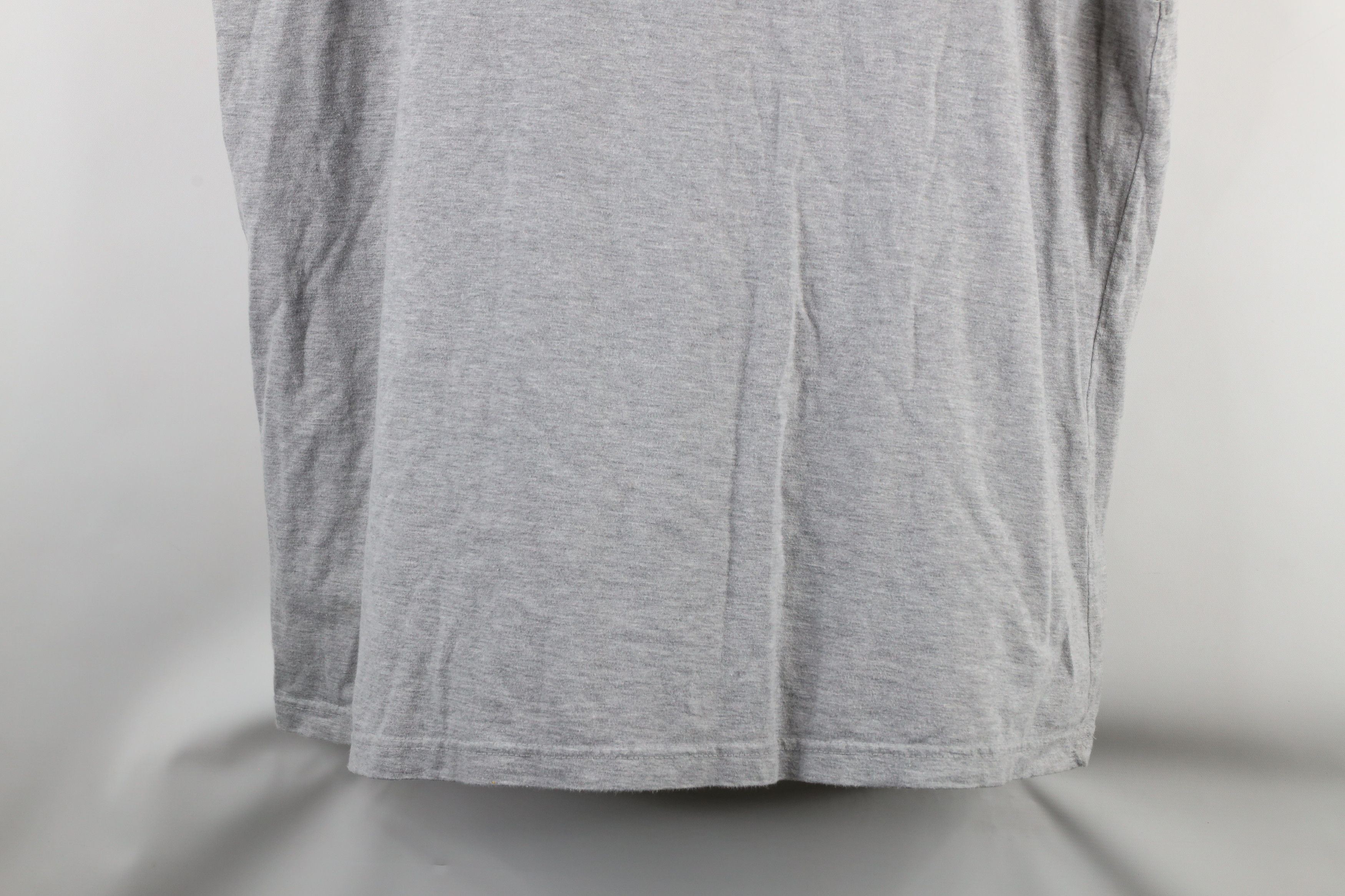 Vintage Vintage 90s Streetwear Pocket Sleeveless Muscle T-Shirt Gray Size US XXL / EU 58 / 5 - 3 Thumbnail
