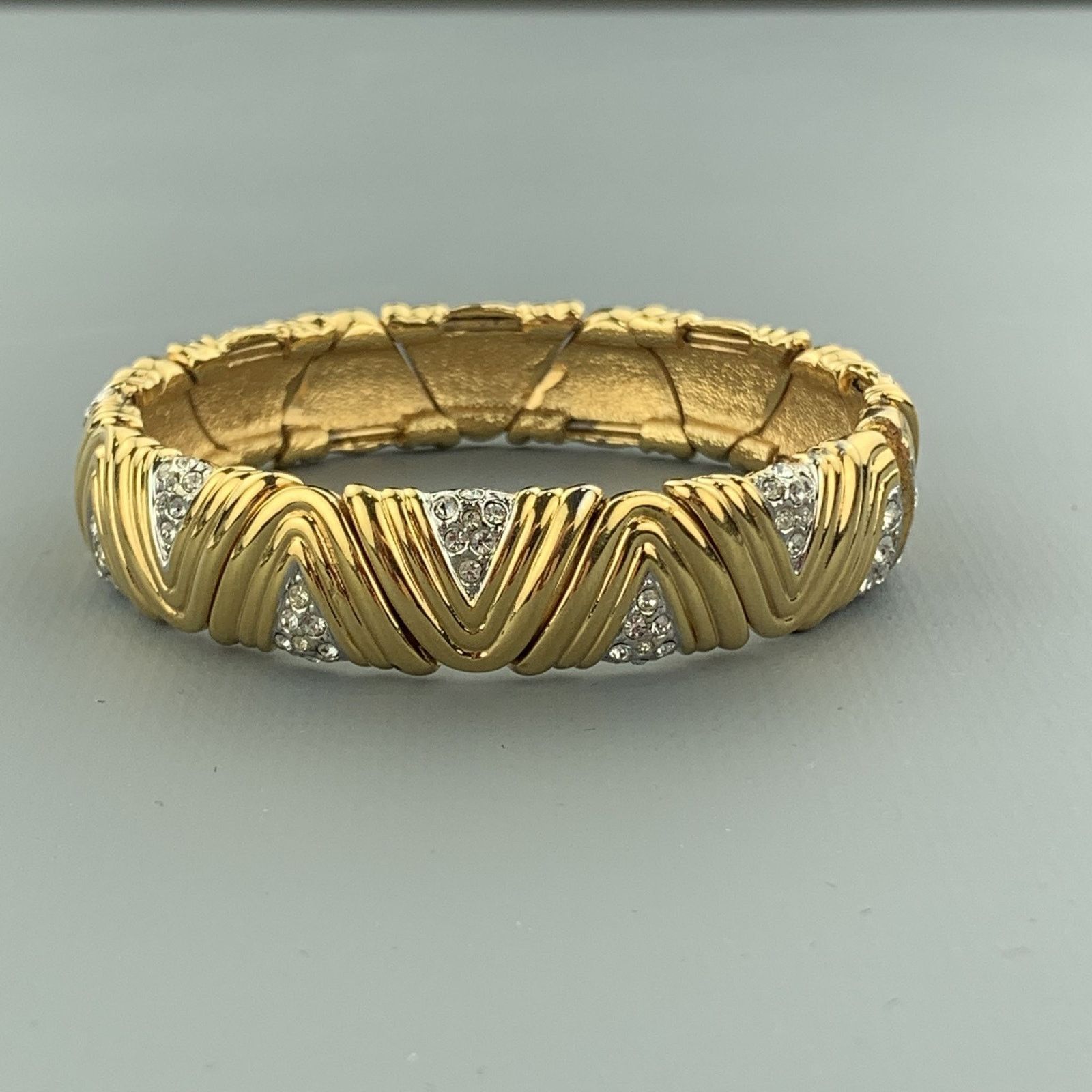 Vintage Vintage Gold Tone Rhinestones Textured Open Cuff Bracelet Size ONE SIZE - 8 Thumbnail