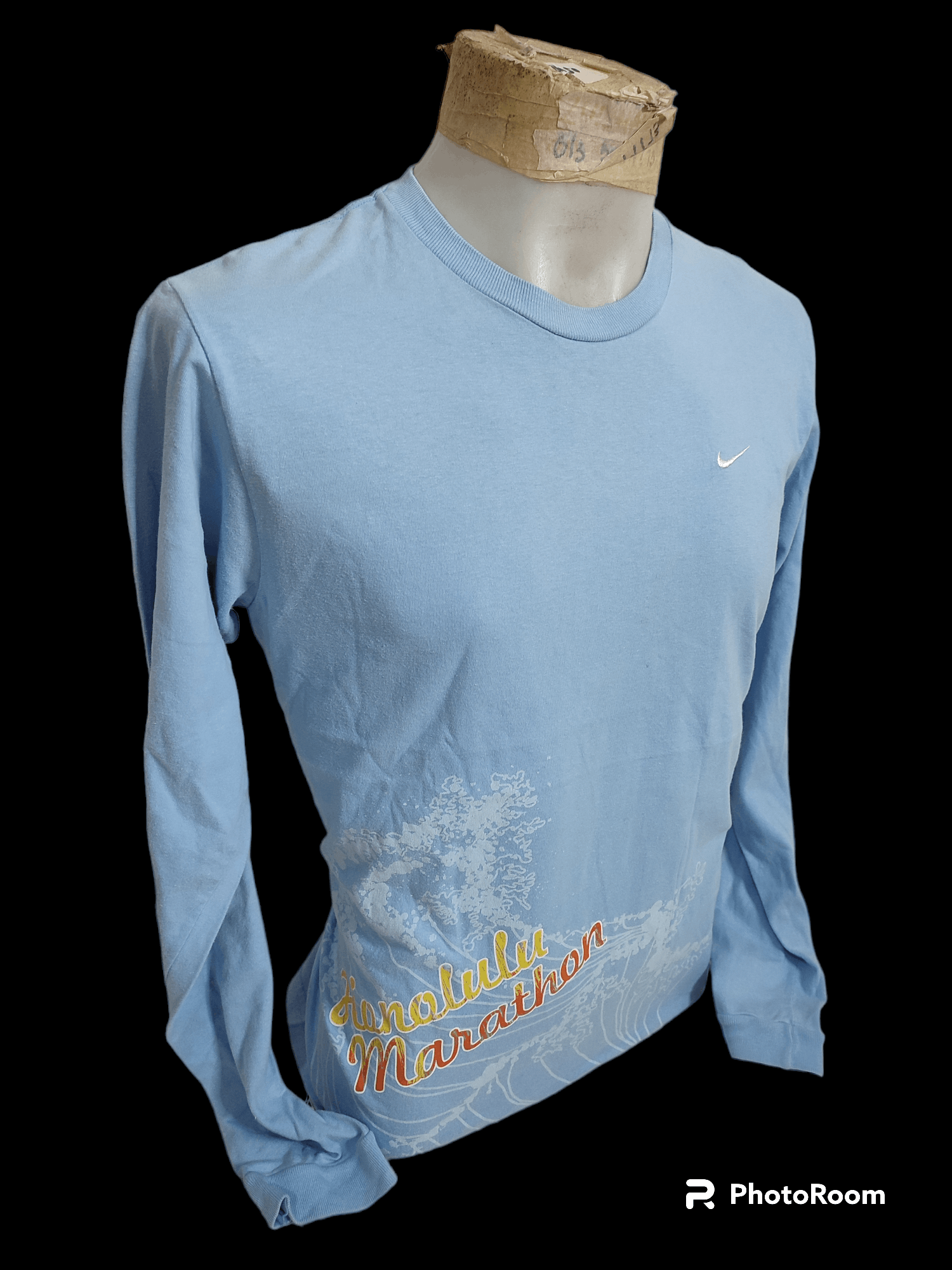 image of Y2K Nike Honolulu Marathon Finisher 2006 in Blue, Men's (Size Medium)
