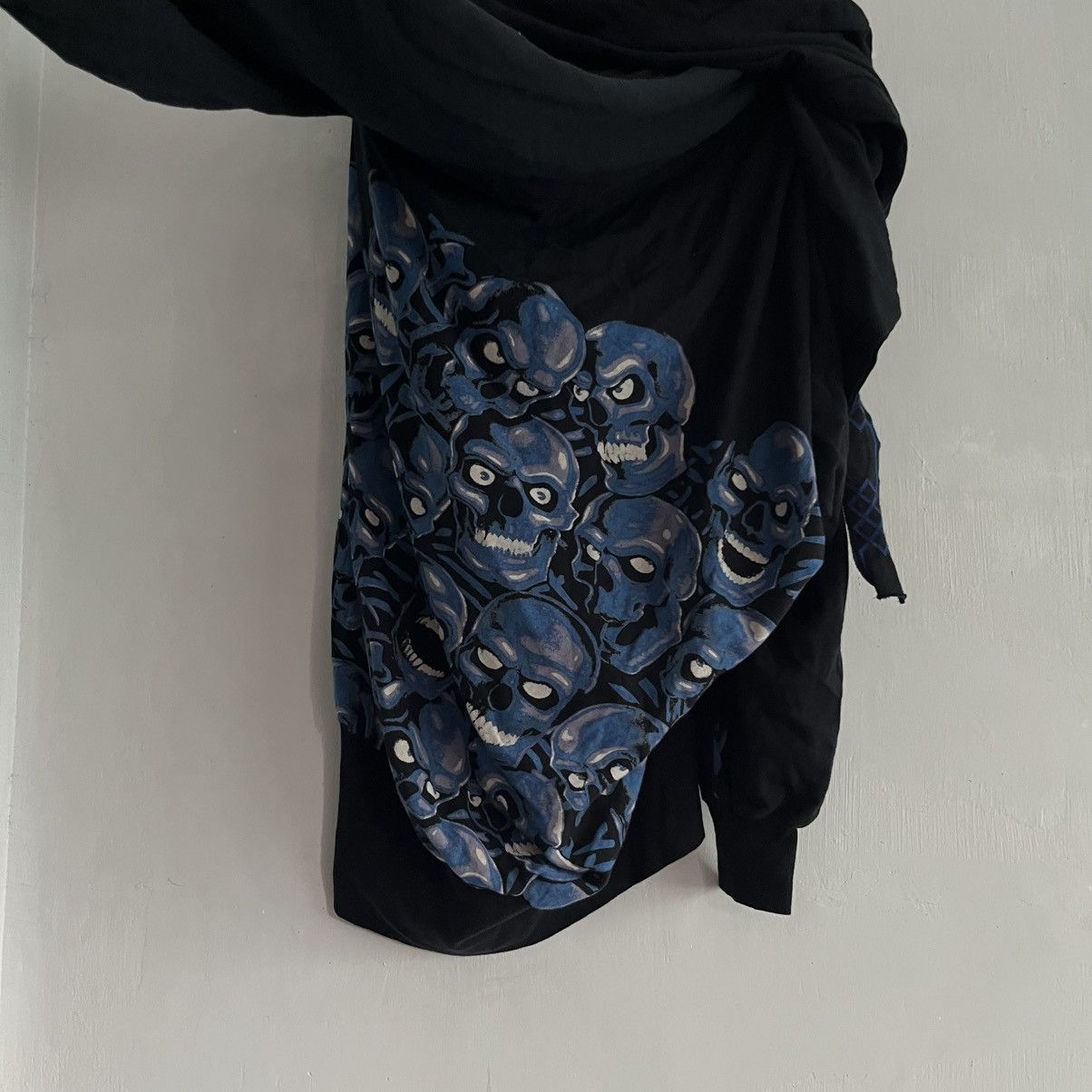 Bernhard Willhelm RARE AW10 Bernhard Willhelm Skull pile Asymmetrical Hoodie Size S / US 4 / IT 40 - 8 Thumbnail