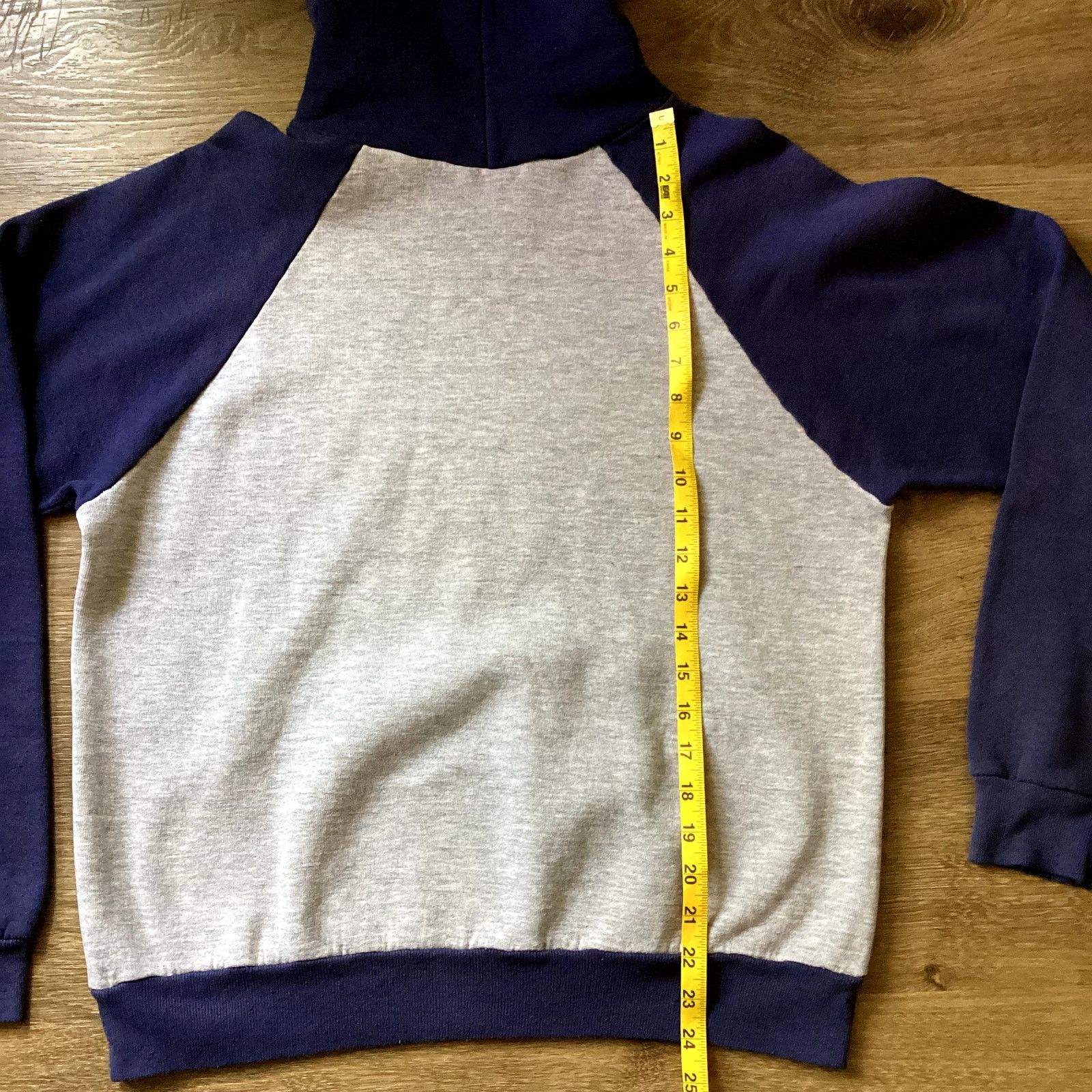 Disney Vintage 1982 Mickey Mouse Hoodie- Size XL Size XL / US 12-14 / IT 48-50 - 2 Thumbnail