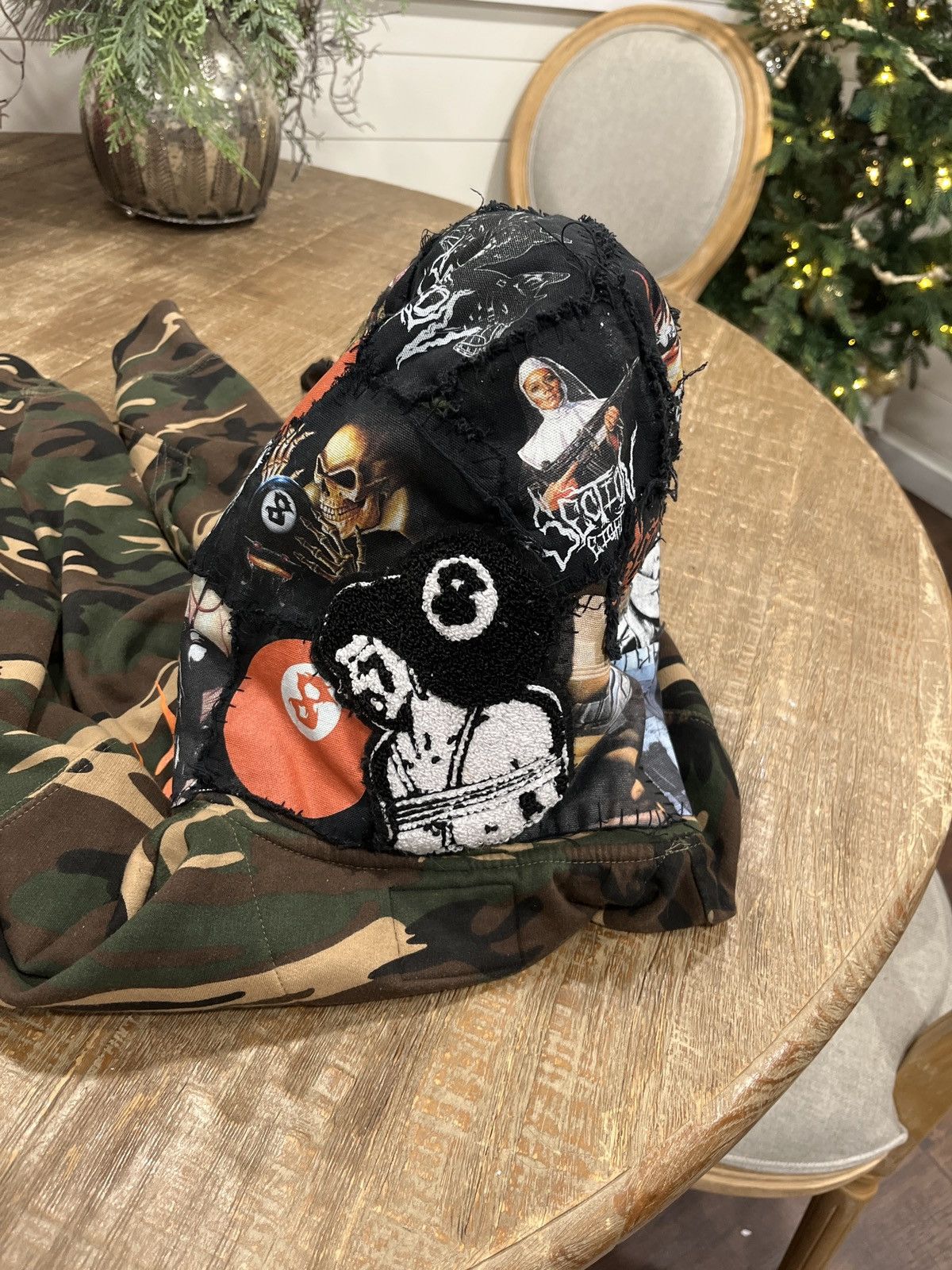 Section 8 1 of 1 Section 8 Patch Hoodie Size US L / EU 52-54 / 3 - 8 Thumbnail