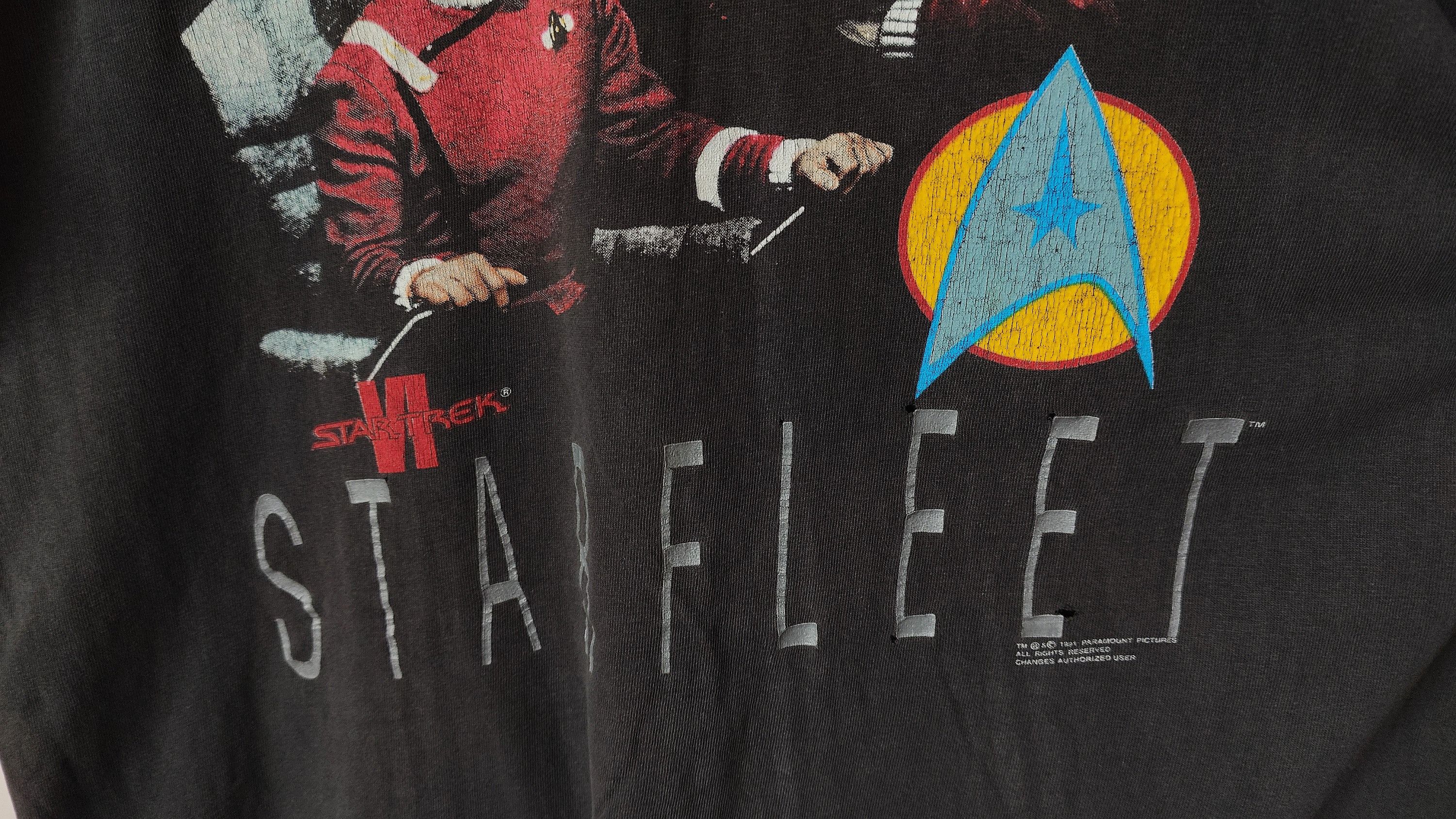 Vintage Vintage 1991 Star Trek Starfleet vs Klingons VTG Tshirt Size US XL / EU 56 / 4 - 9 Thumbnail
