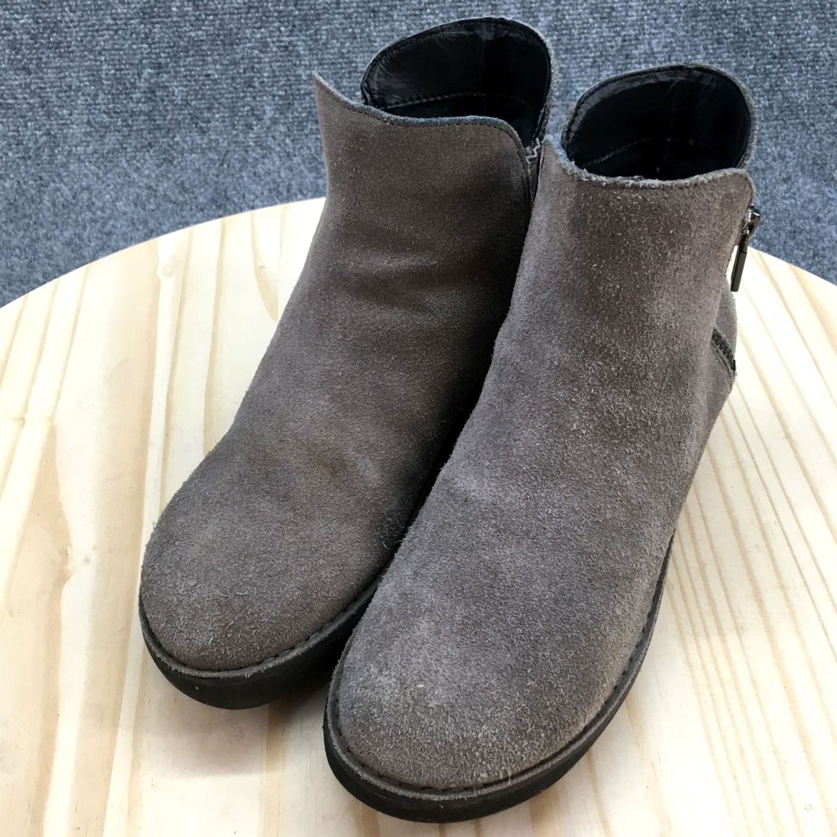 Vintage Kenneth Cole Reaction Boots Womens 8 Gray Leather Wedge Ankle Booties Zip Size US 8 / IT 38 - 3 Thumbnail