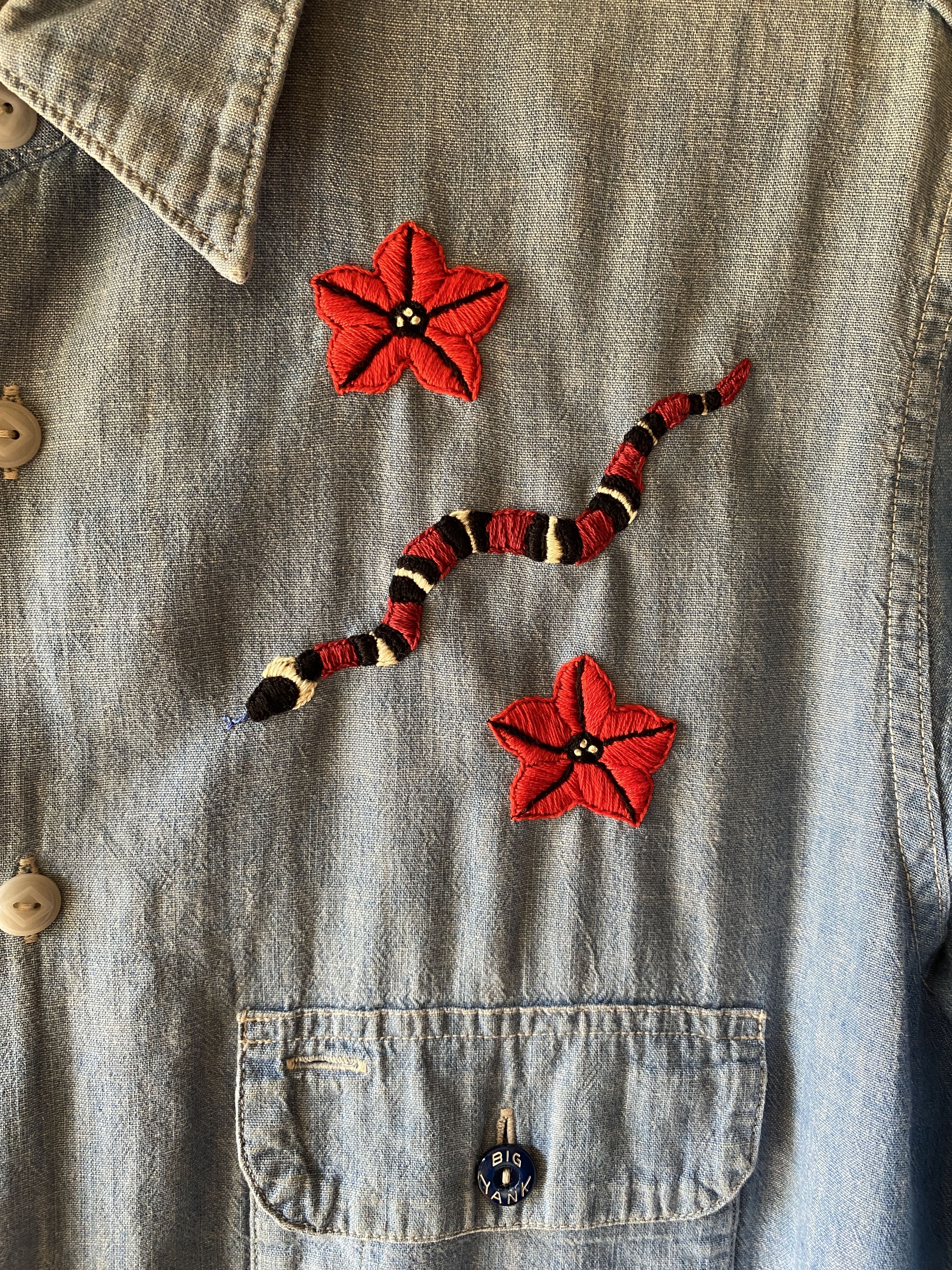 Japanese Brand BIG YANK Vintage Denim Shirt with embroidery Size M / US 6-8 / IT 42-44 - 3 Thumbnail