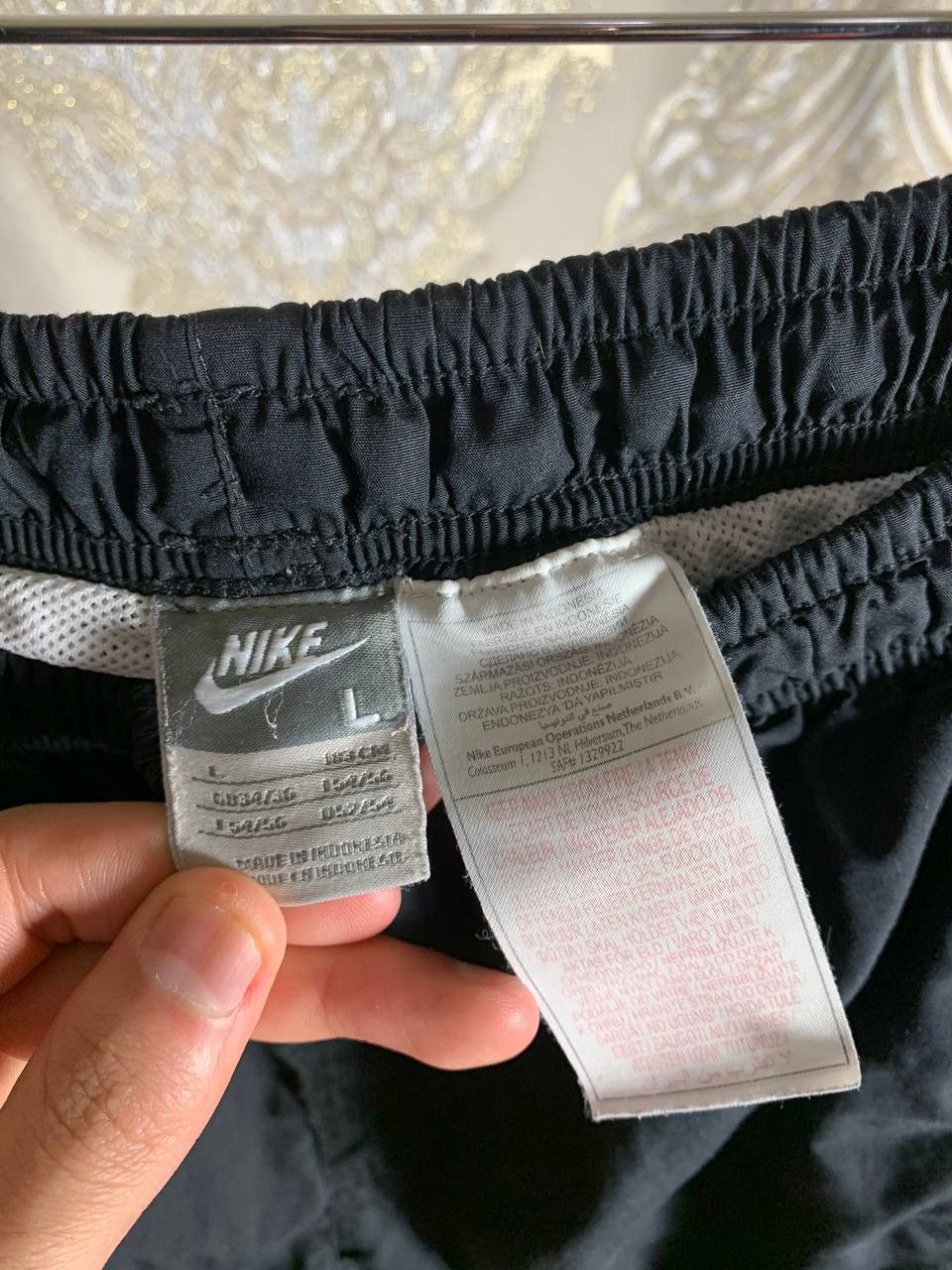Nike VERY RARE NIKE NYLON SPORTSWEAR SHORTS RETRO Y2K 90s SK8 Size US 34 / EU 50 - 7 Thumbnail