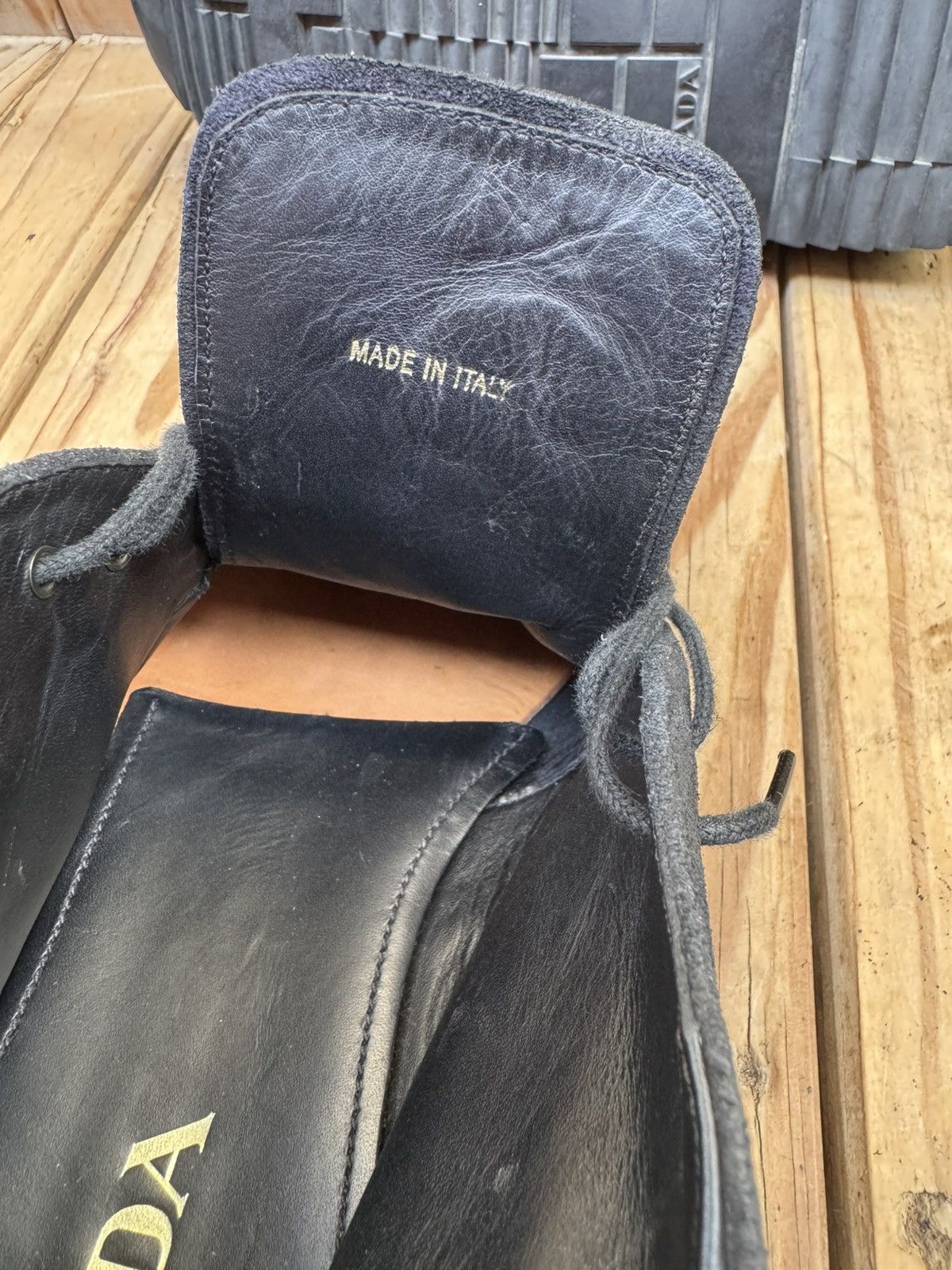 Prada Prada distressed leather Men’s chukka boots SIZE UK 8 US 9 Size US 9 / EU 42 - 14 Thumbnail