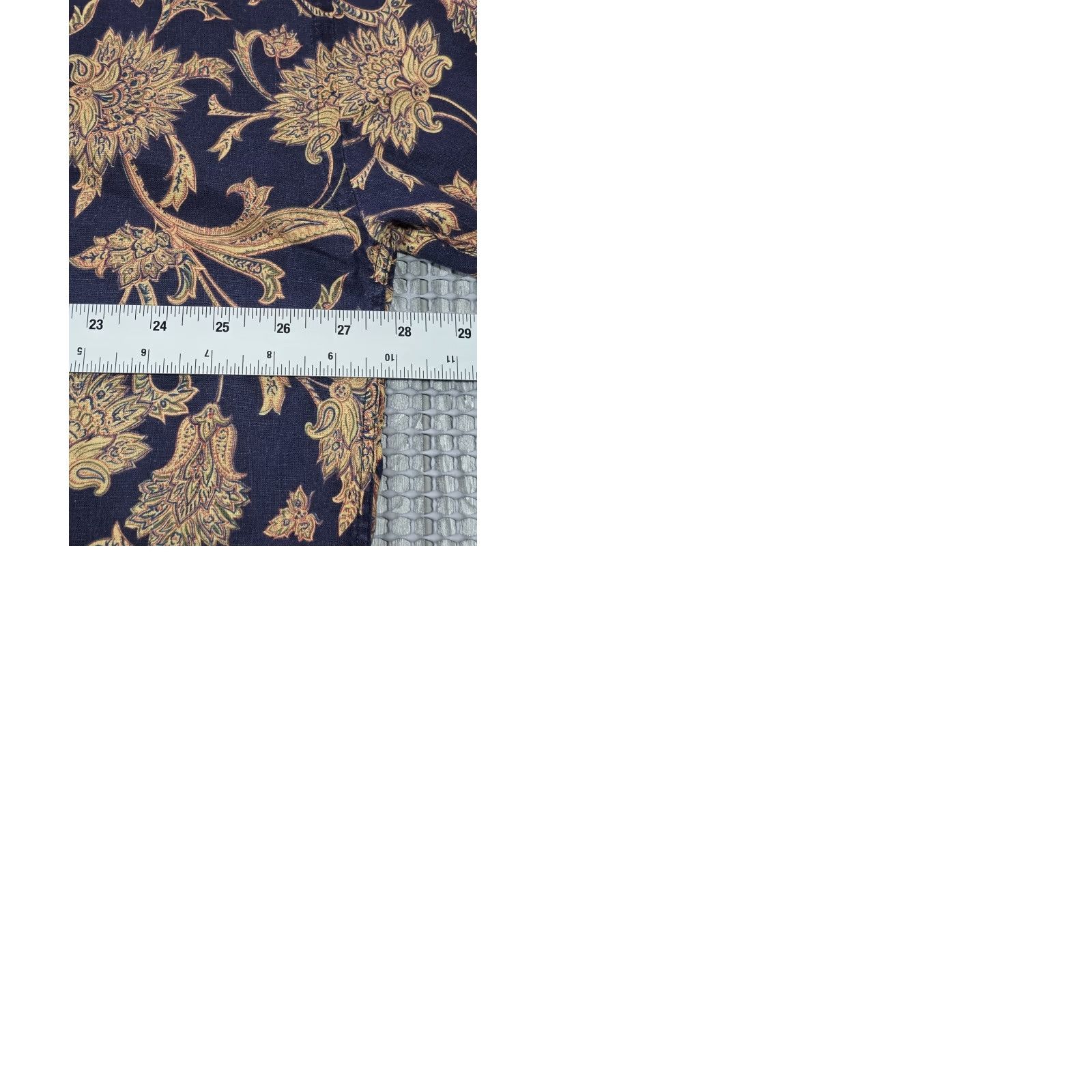 Tommy Hilfiger VINTAGE Tommy Hilfiger Paisley Button-Up Shirt Men’s XL Short Sleeve Linen Blend Size US XL / EU 56 / 4 - 9 Thumbnail