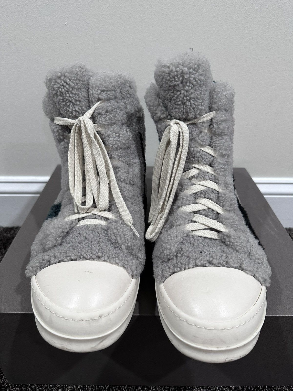Rick Owens Rick Owens Strobe Shearling Pearl Zebra Ramone High Sneaker Size US 10 / EU 43 - 4 Thumbnail