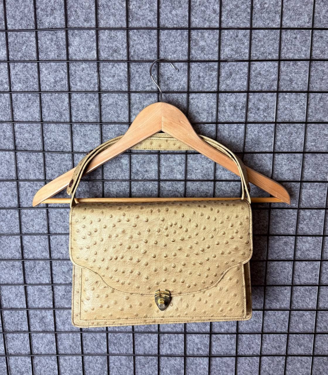 Leather Classic Beige 1990 OSTRICH Skin Handbag Coin Purse Size ONE SIZE - 4 Thumbnail