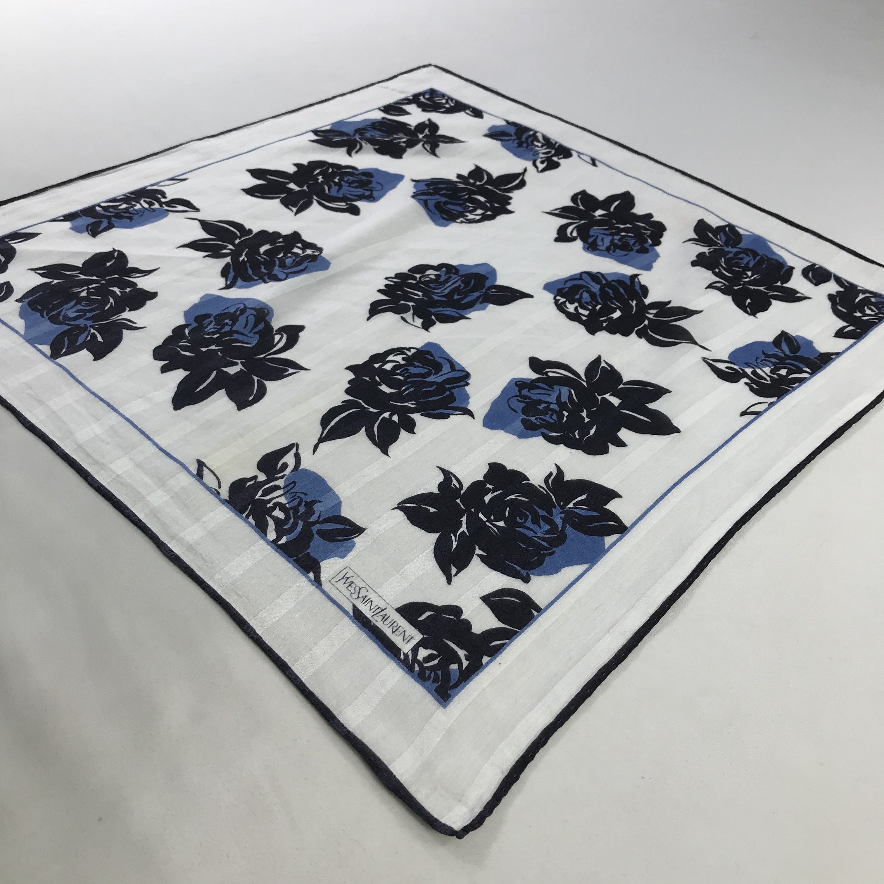Vintage × Yves Saint Laurent Yves Saint Laurent Bandana / Handkerchief/Neckerchief -S1039 Size ONE SIZE - 2 Thumbnail