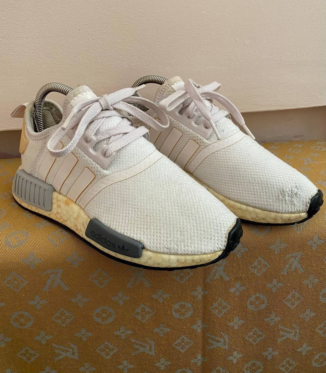 Adidas 📌 Vintage adidas sneakers NMD R1 Size US 5.5 / EU 38 - 2 Thumbnail