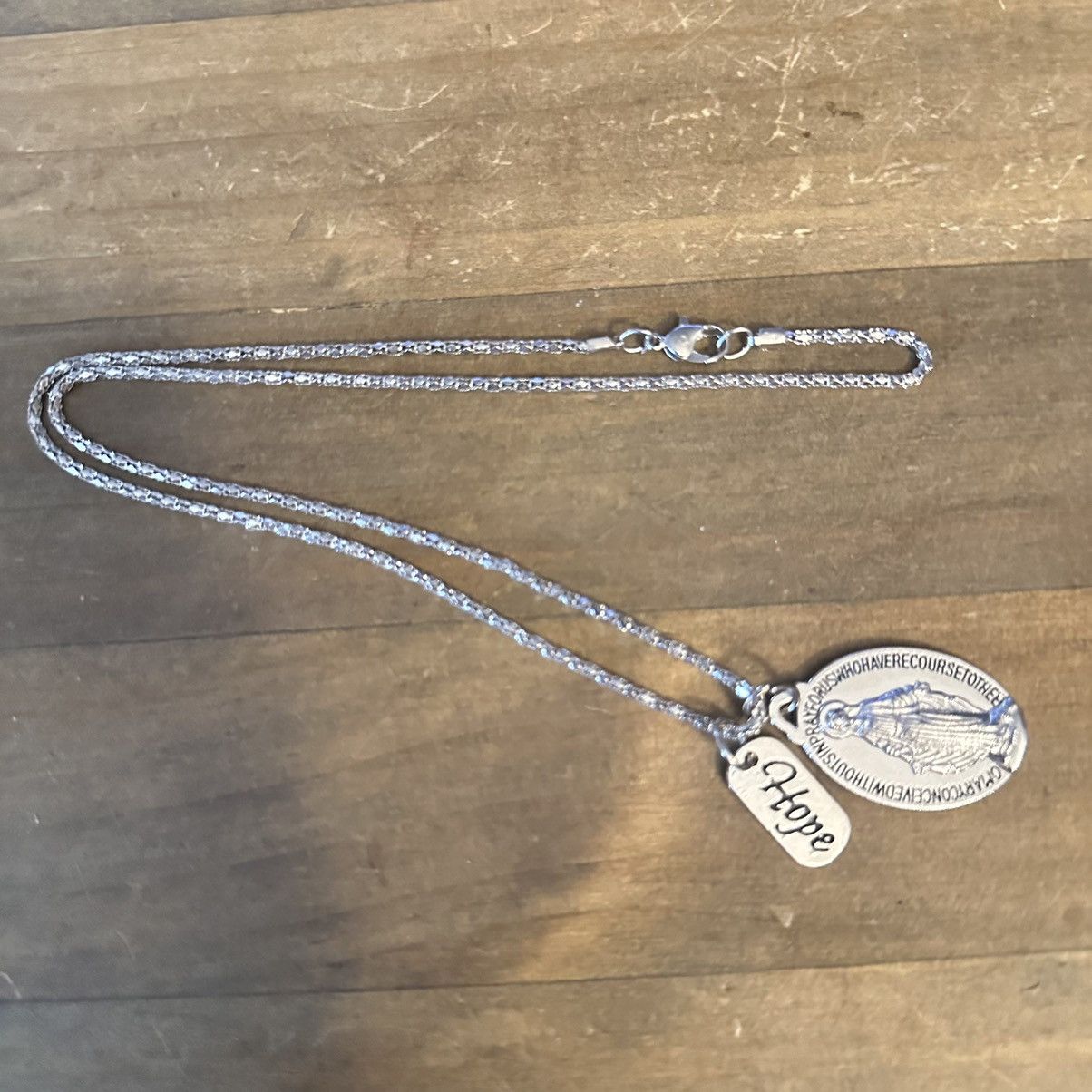 Other Mother Mary oval pendant necklace Size ONE SIZE - 2 Thumbnail