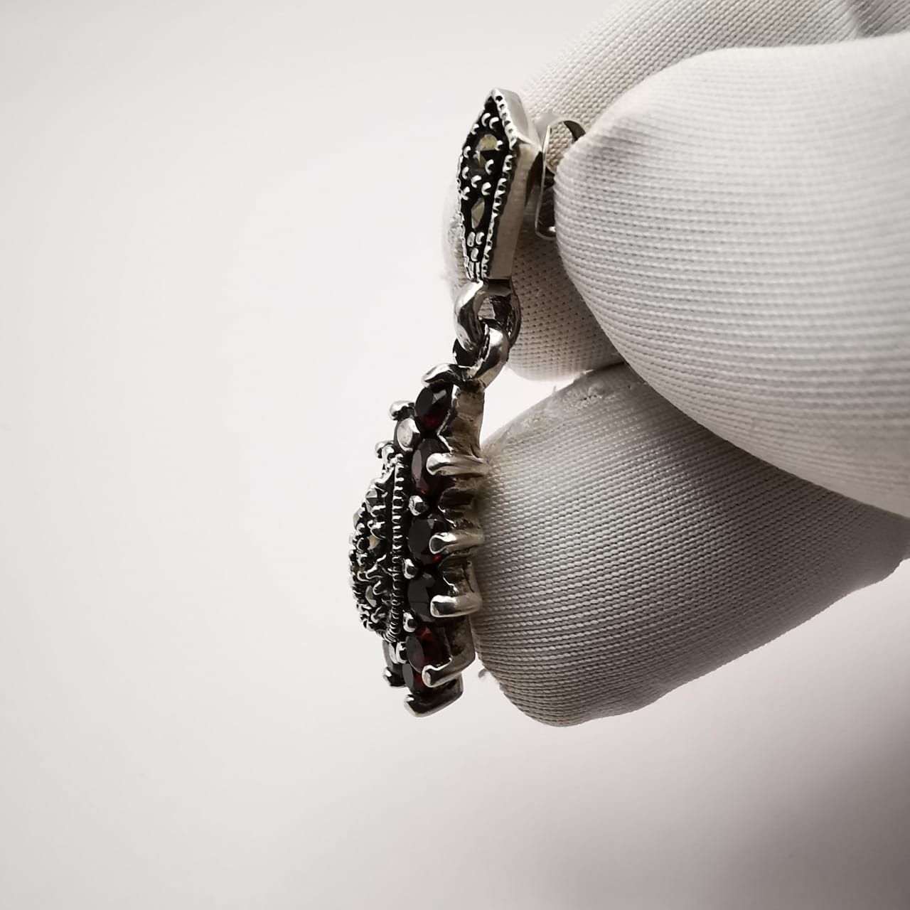 Vintage Vintage Earrings 925 Sterling Silver, Garnet, Marcasite Size ONE SIZE - 4 Thumbnail