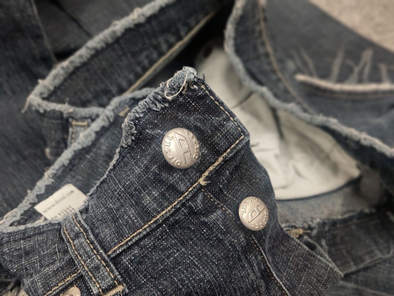 Diesel Rare Vintage Diesel Distressed Denim Flared Jeans Y2k Style Size 32" / US 10 / IT 46 - 16 Thumbnail