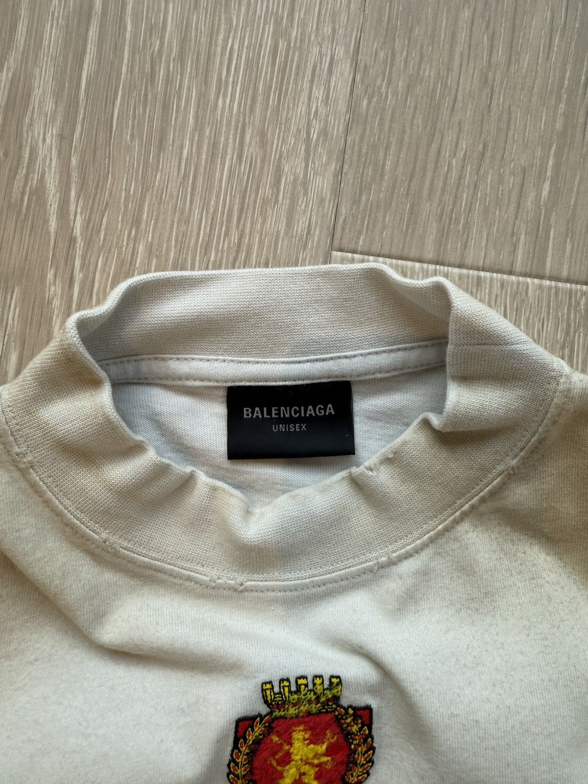 Balenciaga Balenciaga White Skater T-Shirt Size US S / EU 44-46 / 1 - 3 Thumbnail