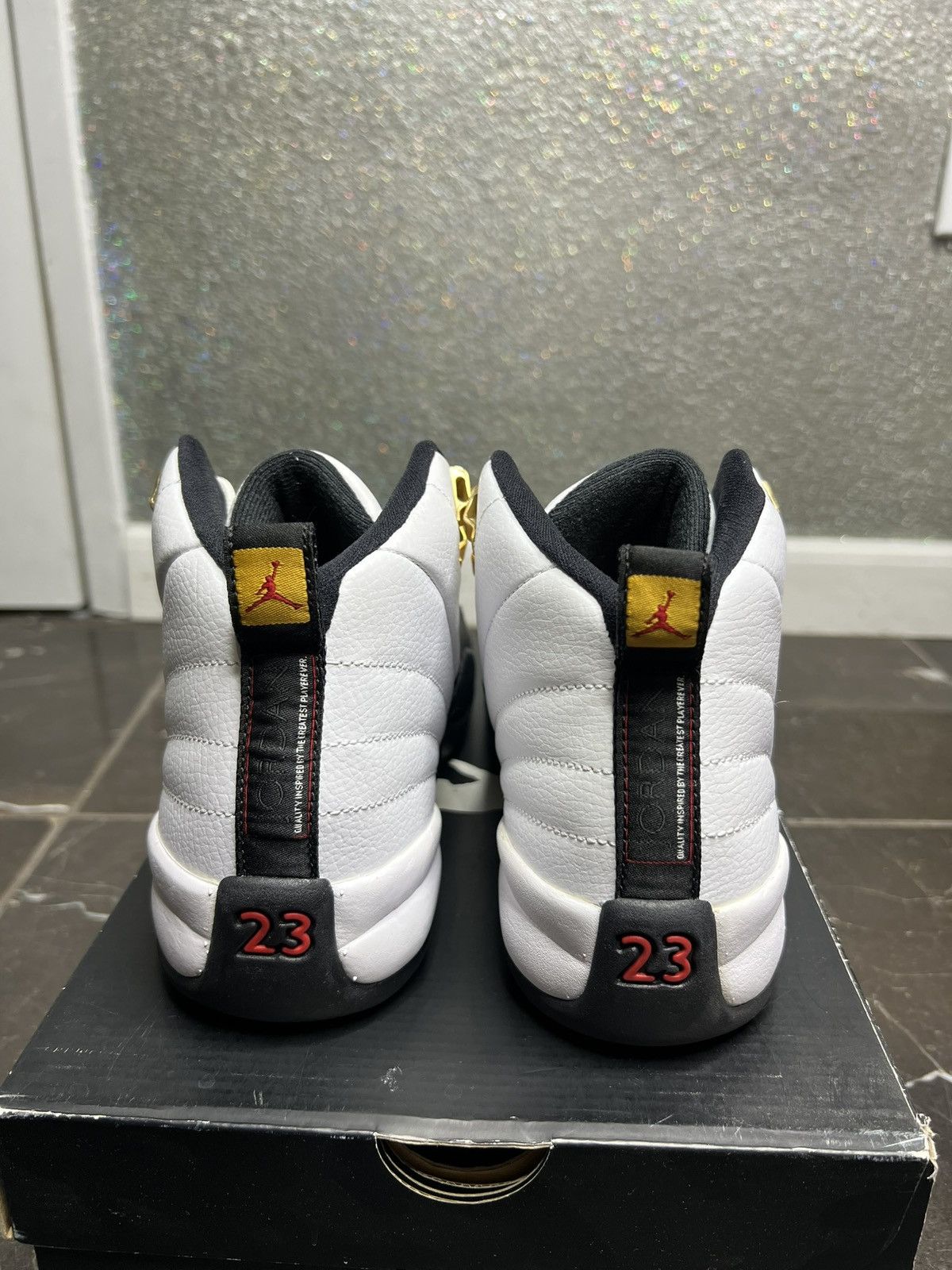 Jordan Brand Jordan Taxi 12s (2013)! GS 7Y! Worn once! Size US 7 / EU 40 - 3 Thumbnail