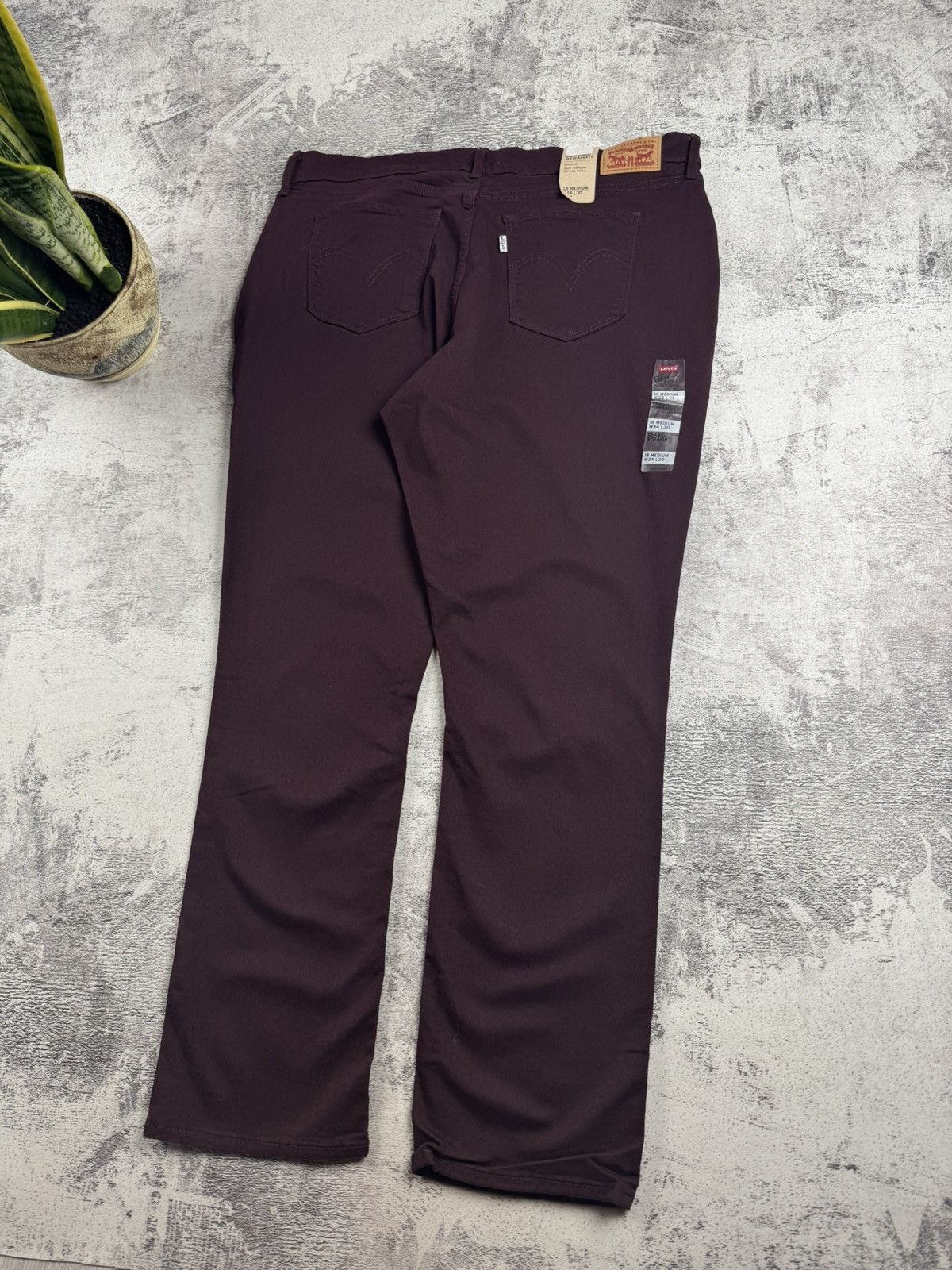 Levi's Levi’s NEW Classic Straight Men’s Cherry W34 L30 Cotton Mid Rise Pants Trousers Size US 34 / EU 50 - 4 Thumbnail