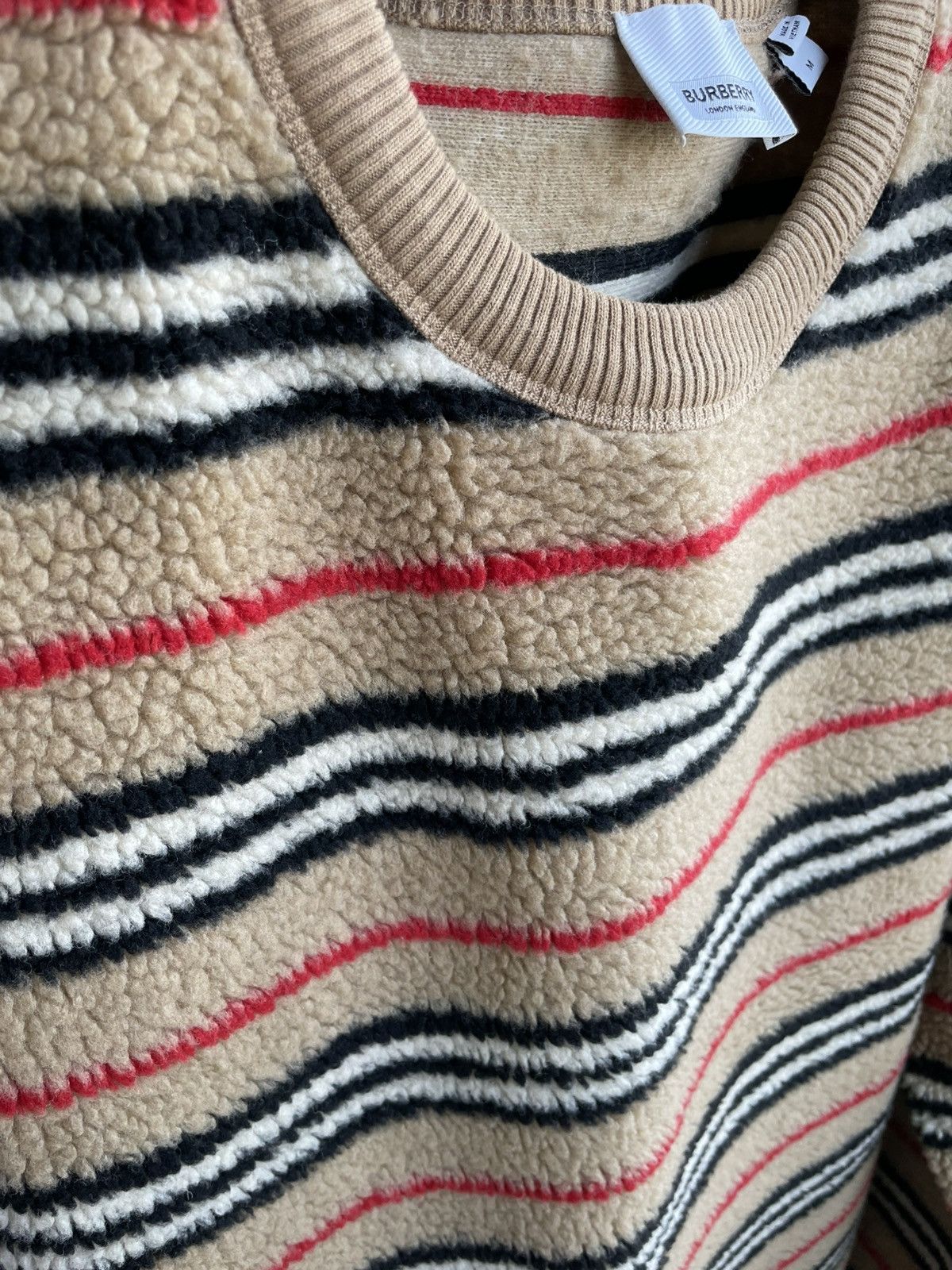 Burberry Burberry striped fleece set. Sweater/shorts Size US M / EU 48-50 / 2 - 5 Thumbnail