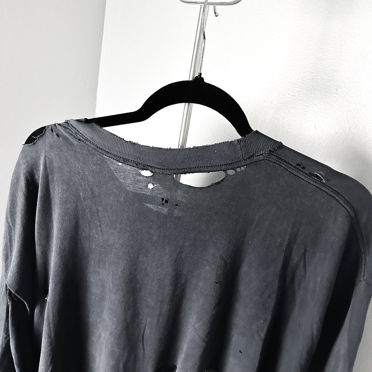Vintage 90’s THRASHED Tones On Tail T-Shirt Size US L / EU 52-54 / 3 - 6 Thumbnail