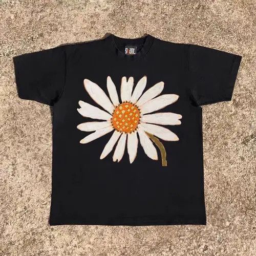 VIBE Black washed retro sunflower print t-shirt Size US M / EU 48-50 / 2 - 5 Thumbnail