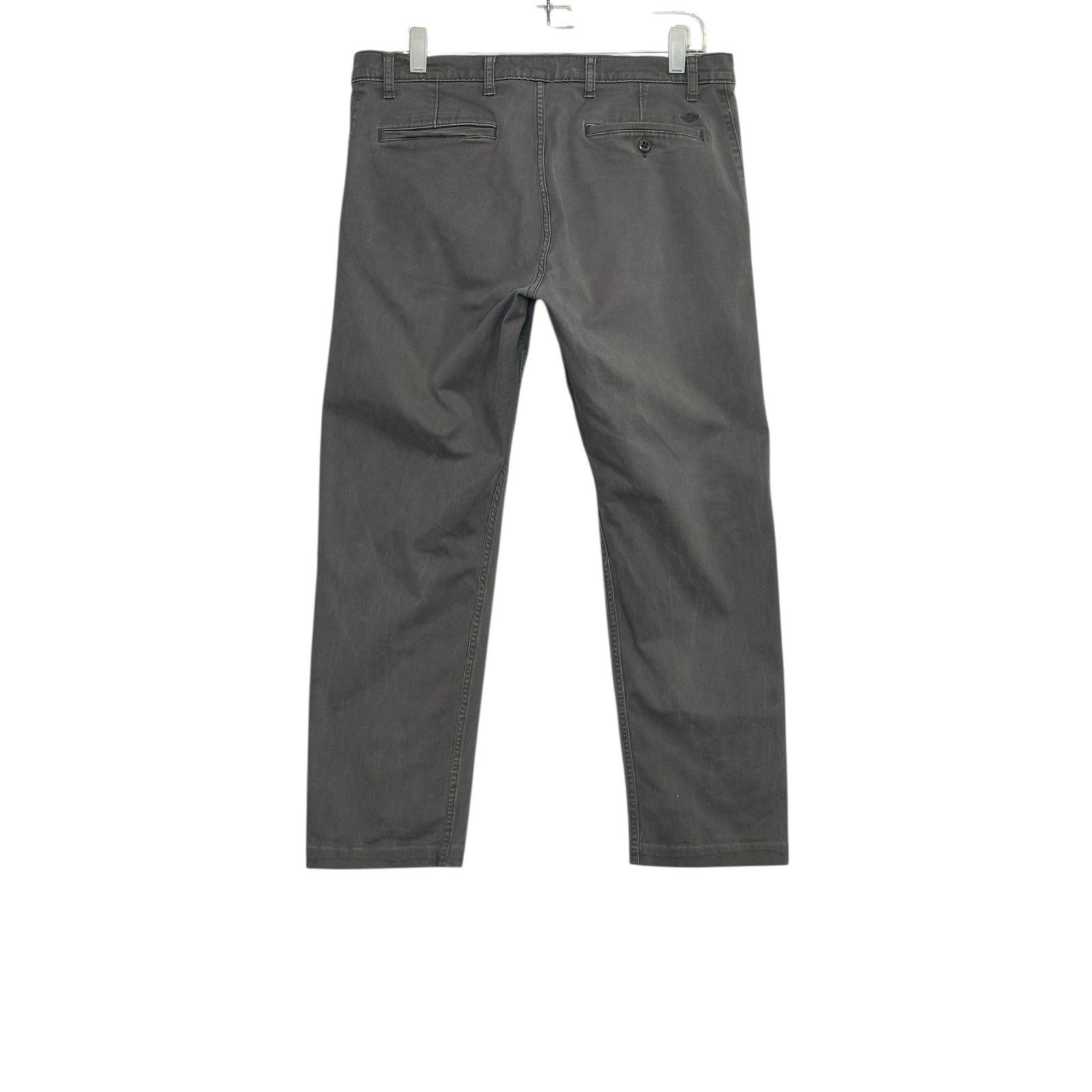 Dockers Dockers Athletic Fit gray straight leg jeans size 34 Size US 34 / EU 50 - 11 Thumbnail