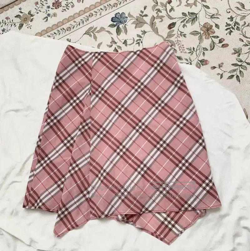 Burberry Burberry Pink Checked Wool Blend Skirt. Size 23" - 5 Thumbnail