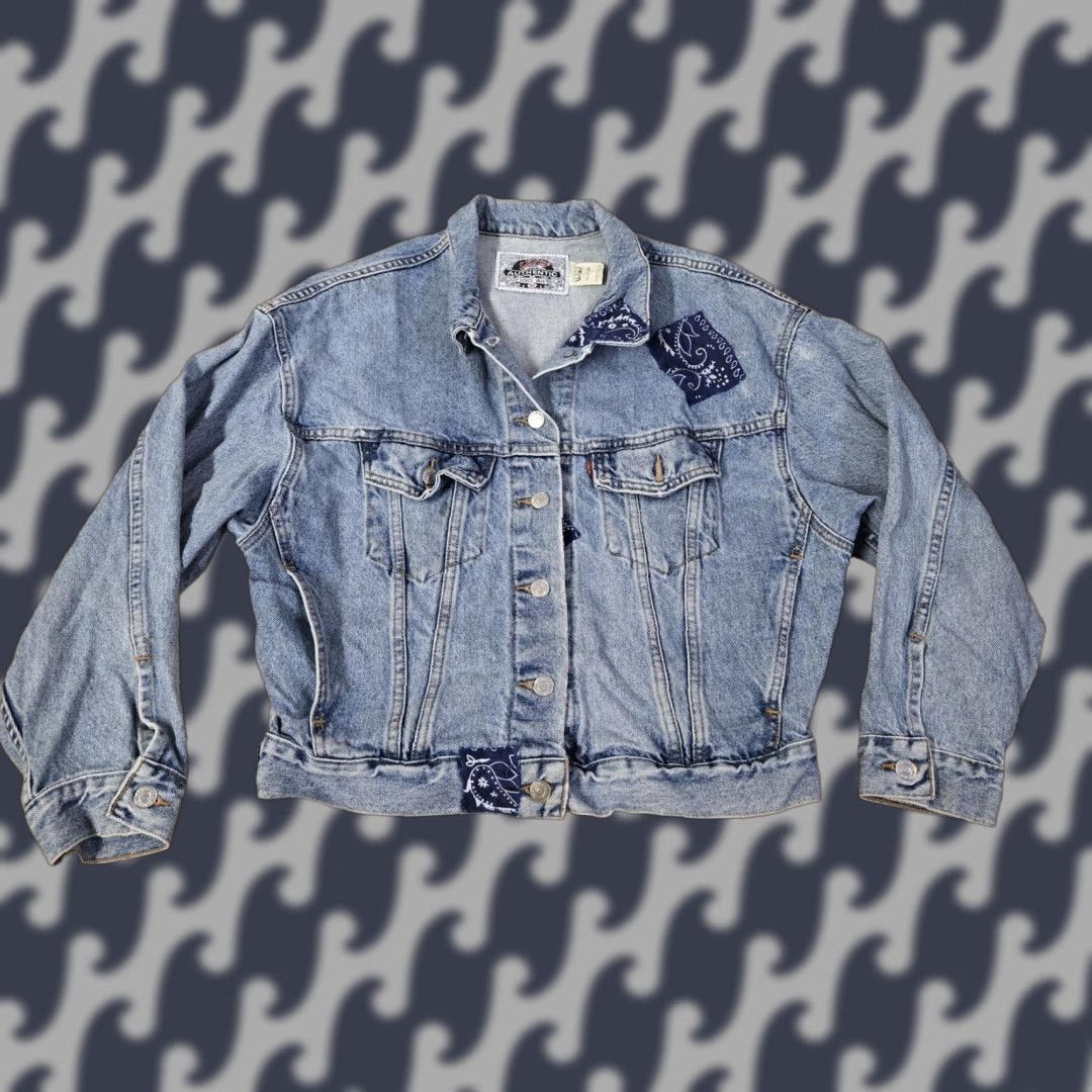 Levi's VINTAGE Levi's Jacket Mens M Blue Denim Bandana Patch Trucker Coat 90s Mens Size US M / EU 48-50 / 2 - 1 Thumbnail